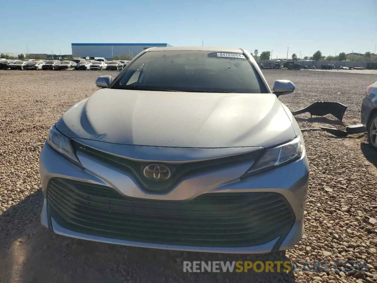 5 fotografías del automóvil dañado 4T1L11AK3LU501263 TOYOTA CAMRY 2020