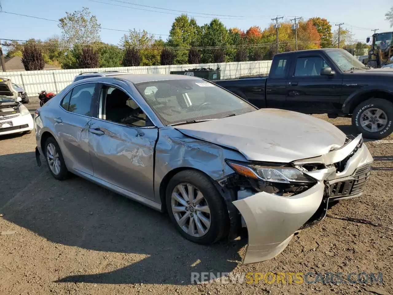 4 fotografías del automóvil dañado 4T1L11AK3LU924909 TOYOTA CAMRY 2020
