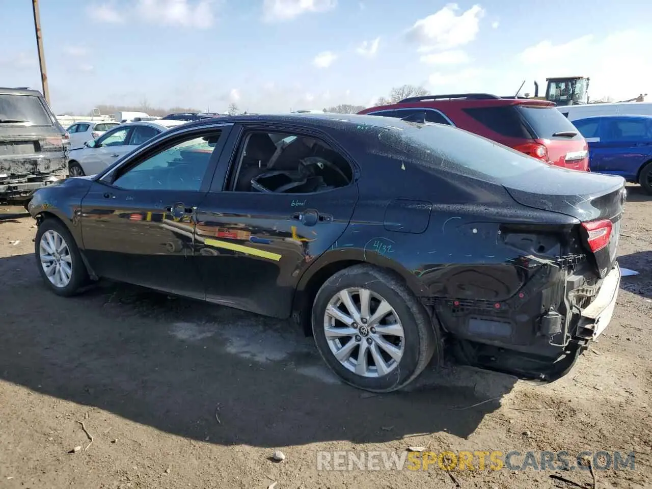 2 fotografías del automóvil dañado 4T1L11AK4LU509761 TOYOTA CAMRY 2020