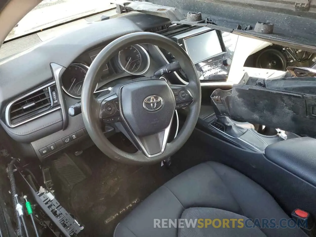 8 fotografías del automóvil dañado 4T1L11AK4LU509761 TOYOTA CAMRY 2020