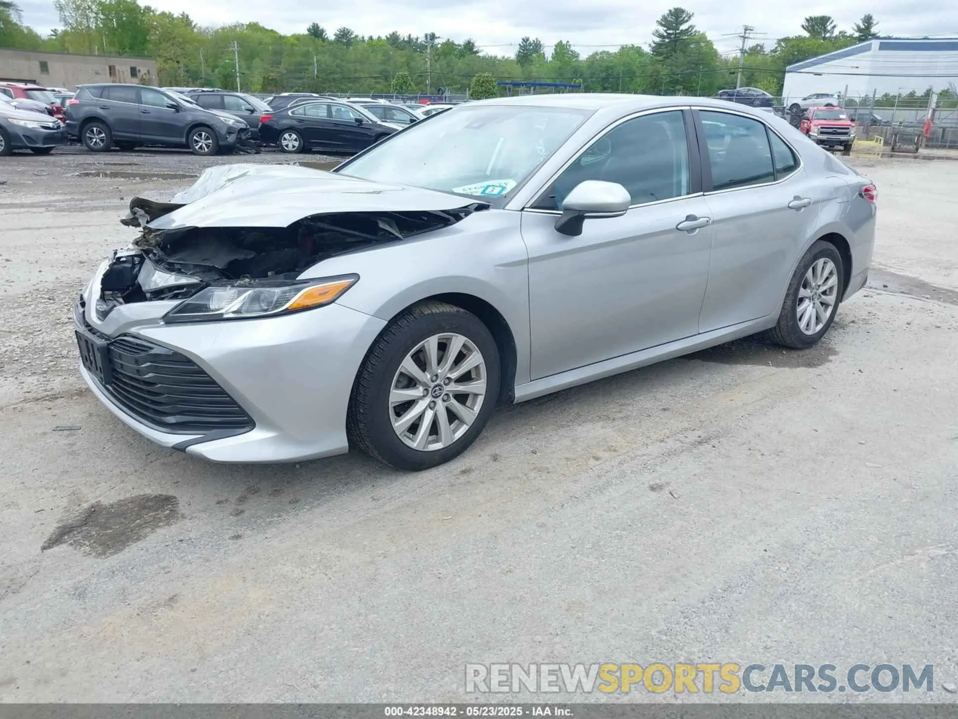 2 fotografías del automóvil dañado 4T1L11AK4LU897459 TOYOTA CAMRY 2020