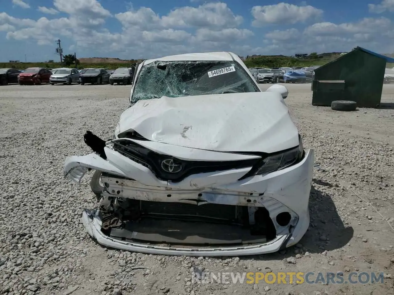 5 fotografías del automóvil dañado 4T1L11AK4LU921842 TOYOTA CAMRY 2020
