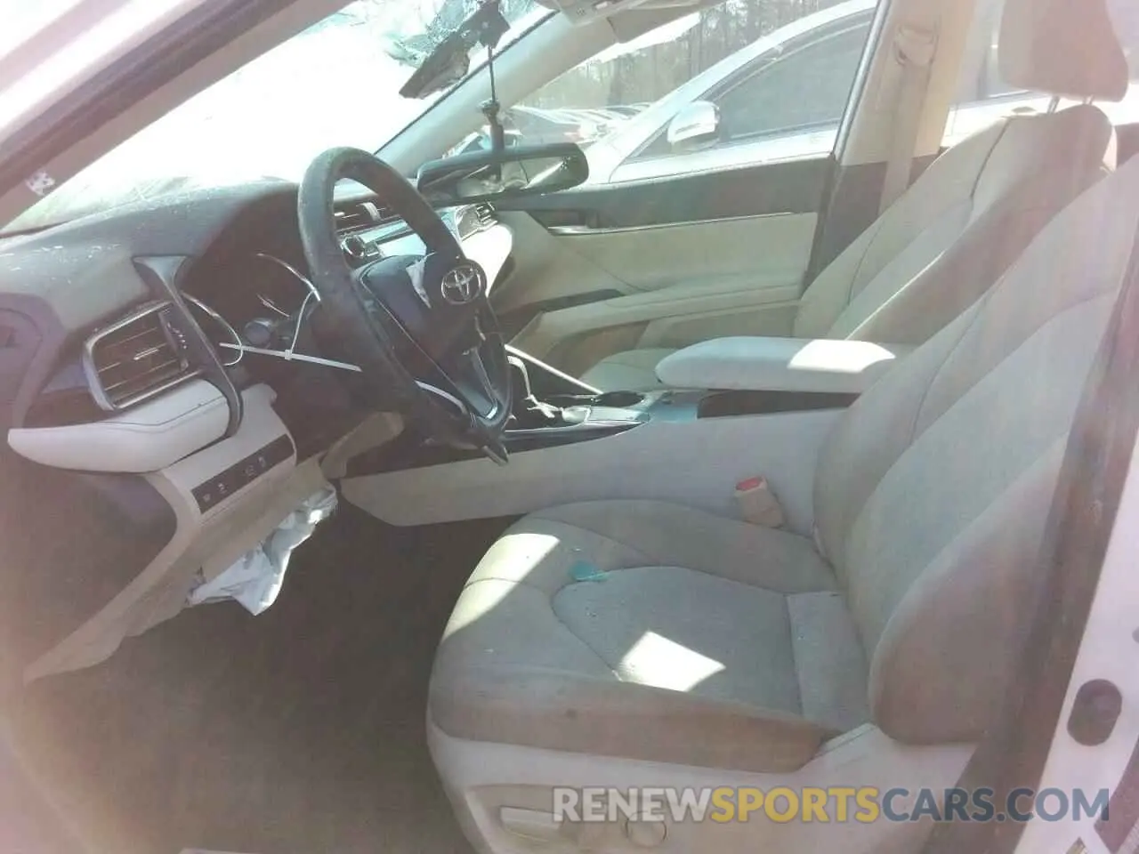 7 fotografías del automóvil dañado 4T1L11AK6LU900443 TOYOTA CAMRY 2020