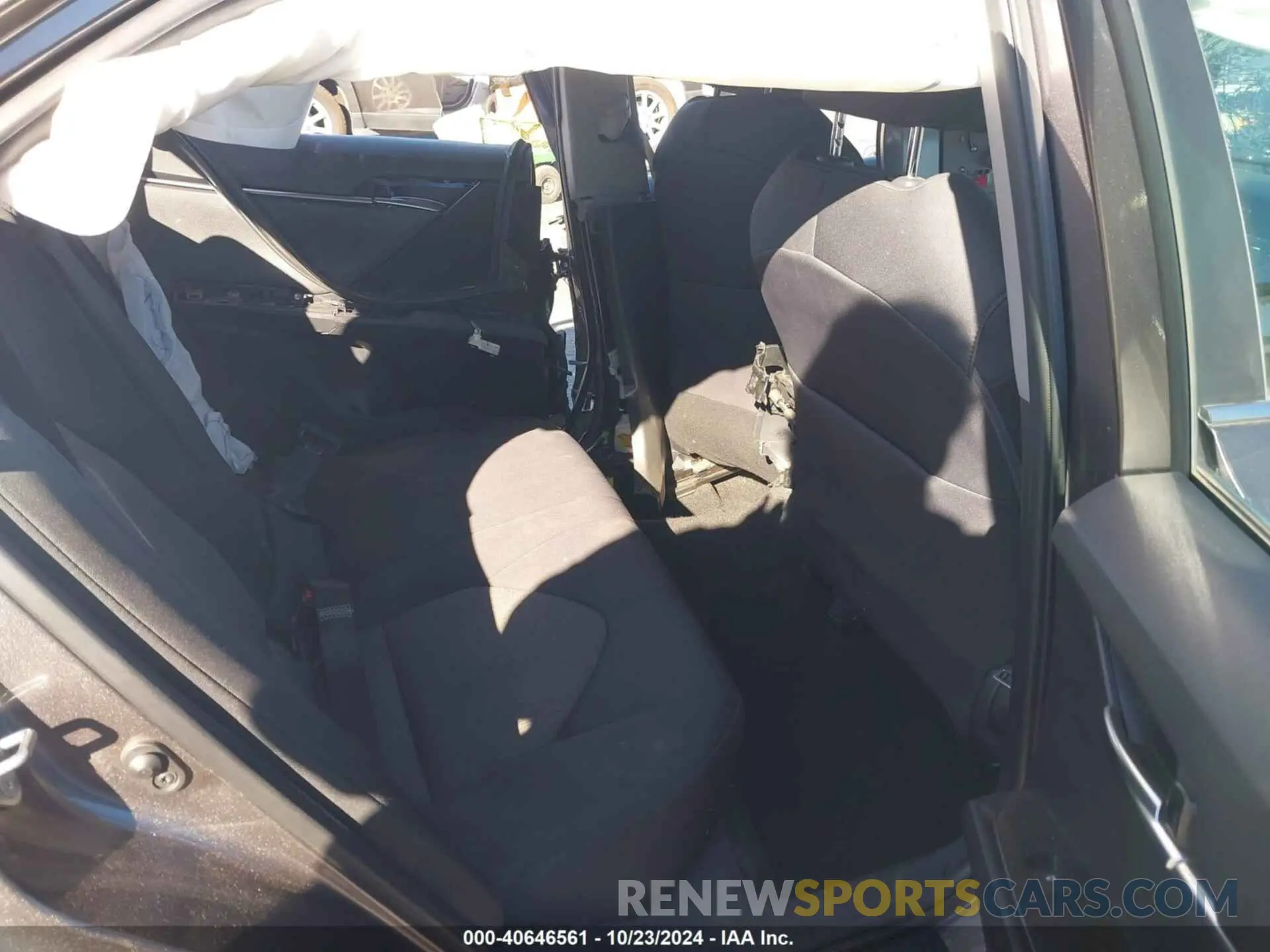 8 fotografías del automóvil dañado 4T1L11AK6LU951828 TOYOTA CAMRY 2020