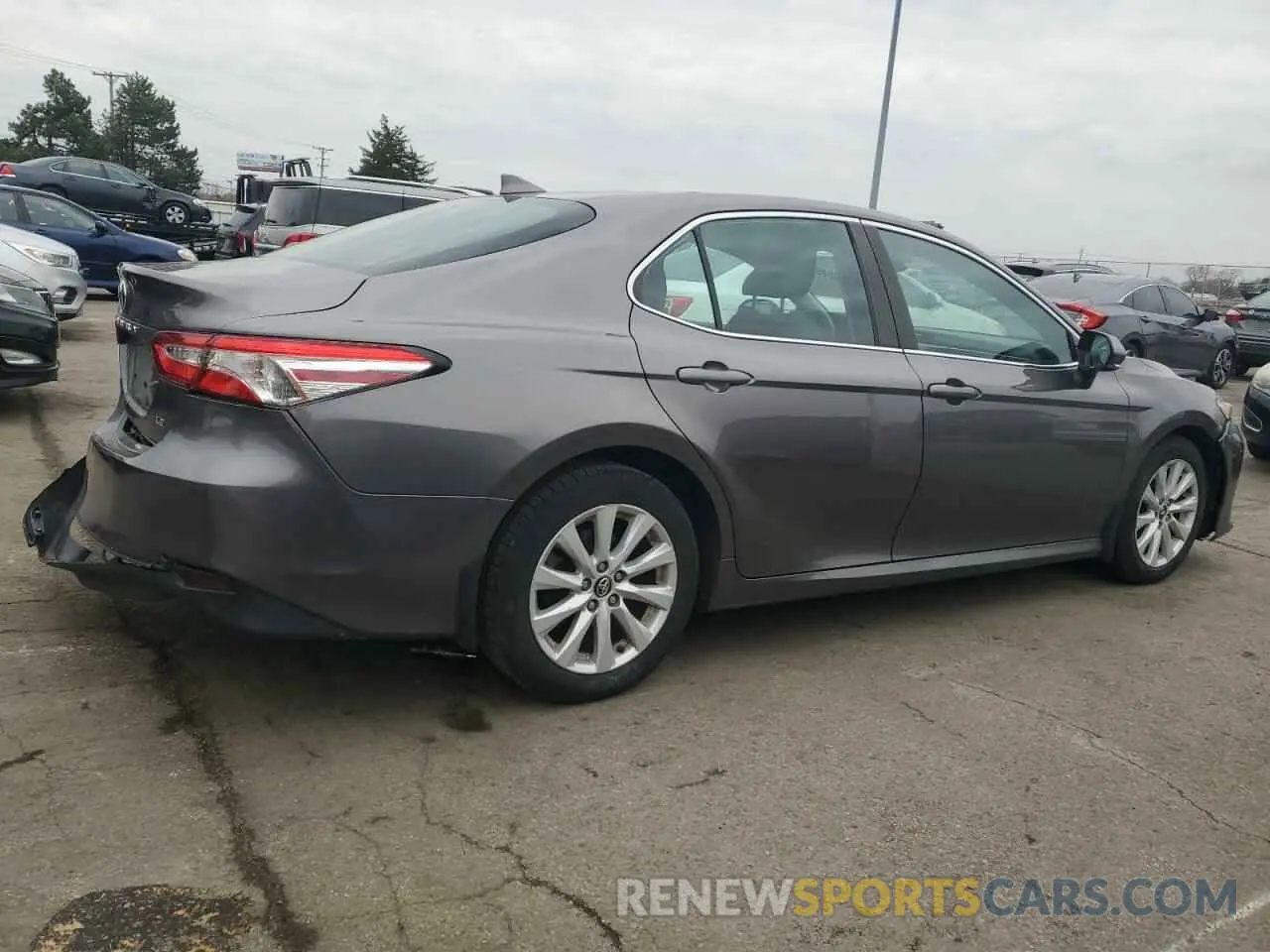 3 fotografías del automóvil dañado 4T1L11AK8LU879014 TOYOTA CAMRY 2020