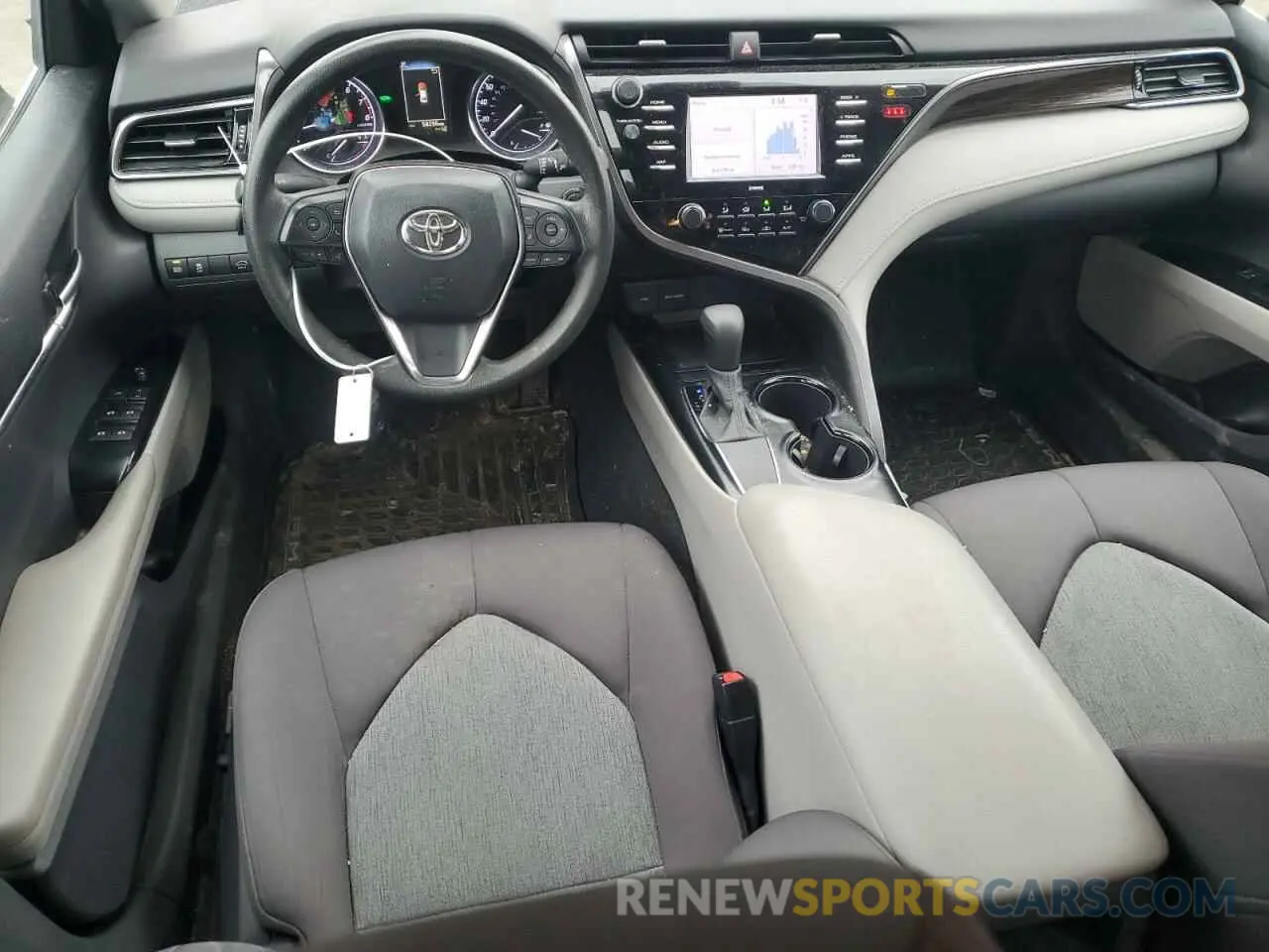 8 fotografías del automóvil dañado 4T1L11AK8LU879014 TOYOTA CAMRY 2020