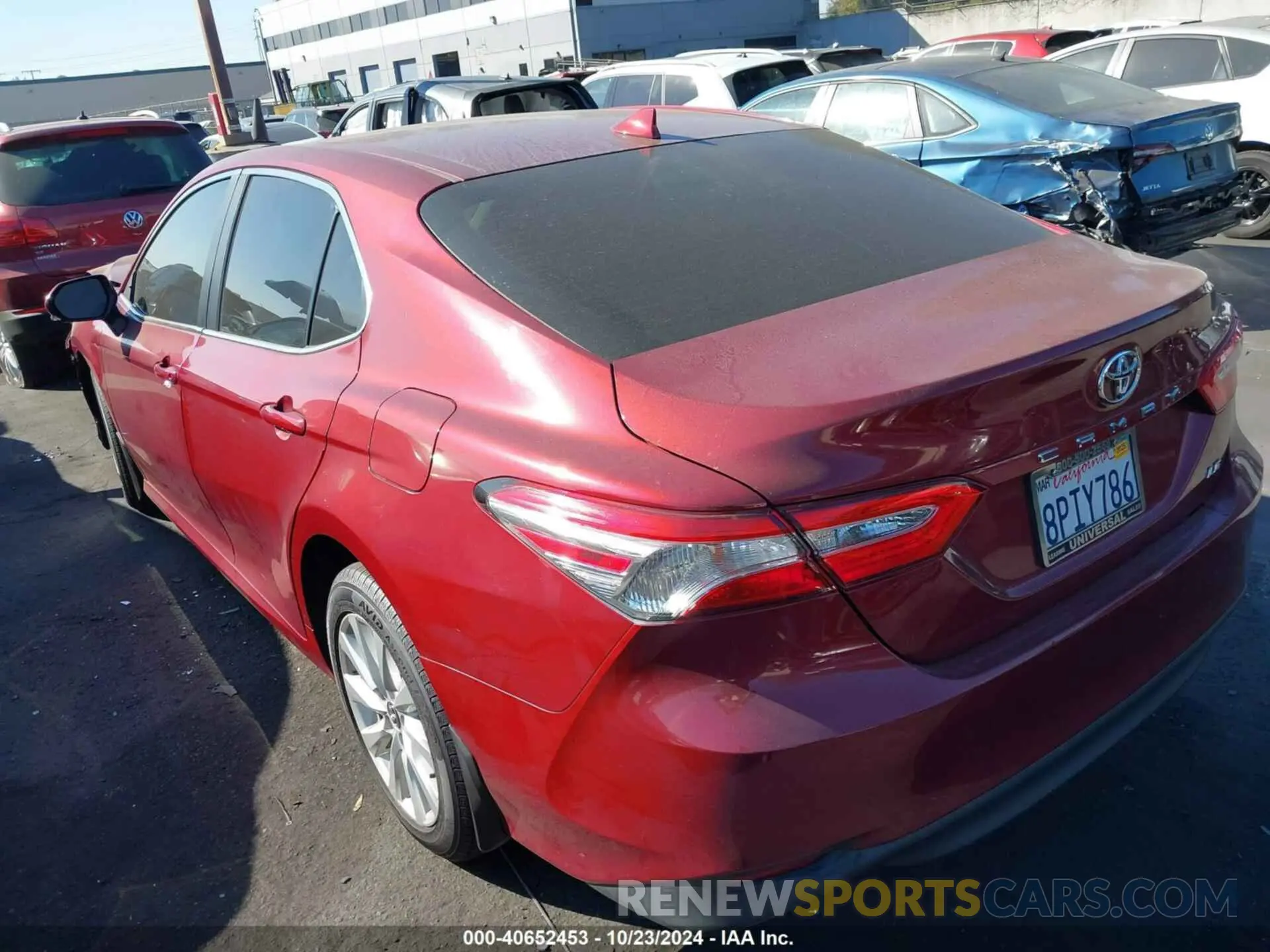 3 fotografías del automóvil dañado 4T1L11AK9LU937437 TOYOTA CAMRY 2020