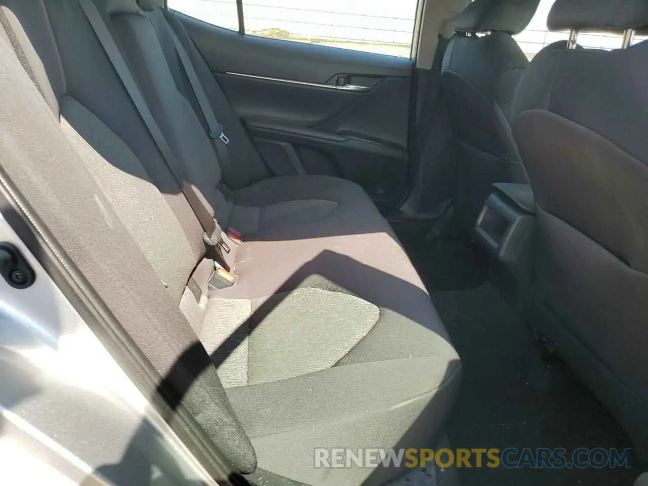 10 fotografías del automóvil dañado 4T1L11AK9LU967361 TOYOTA CAMRY 2020