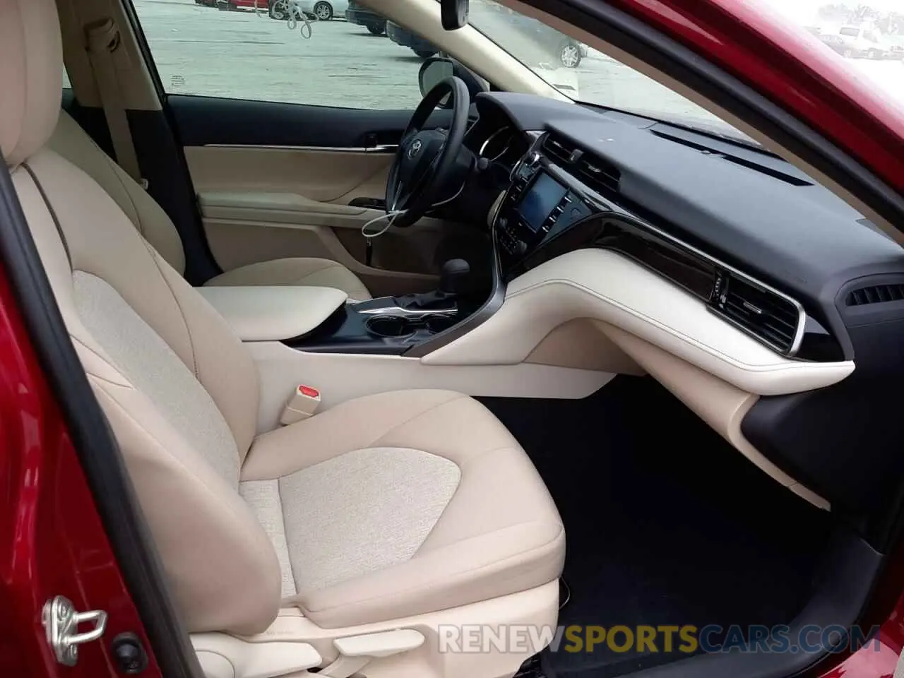 5 fotografías del automóvil dañado 4T1L11AK9LU999890 TOYOTA CAMRY 2020