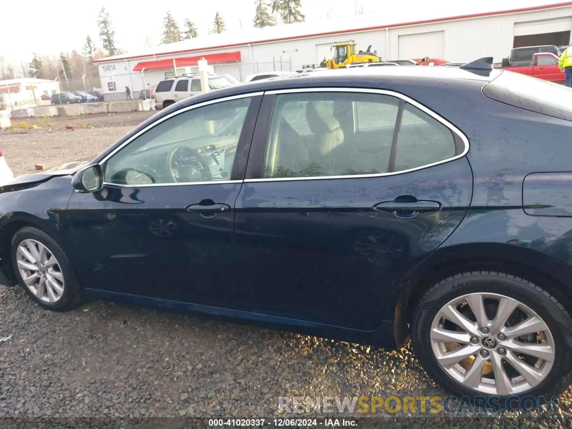 14 fotografías del automóvil dañado 4T1L11BK1LU001603 TOYOTA CAMRY 2020