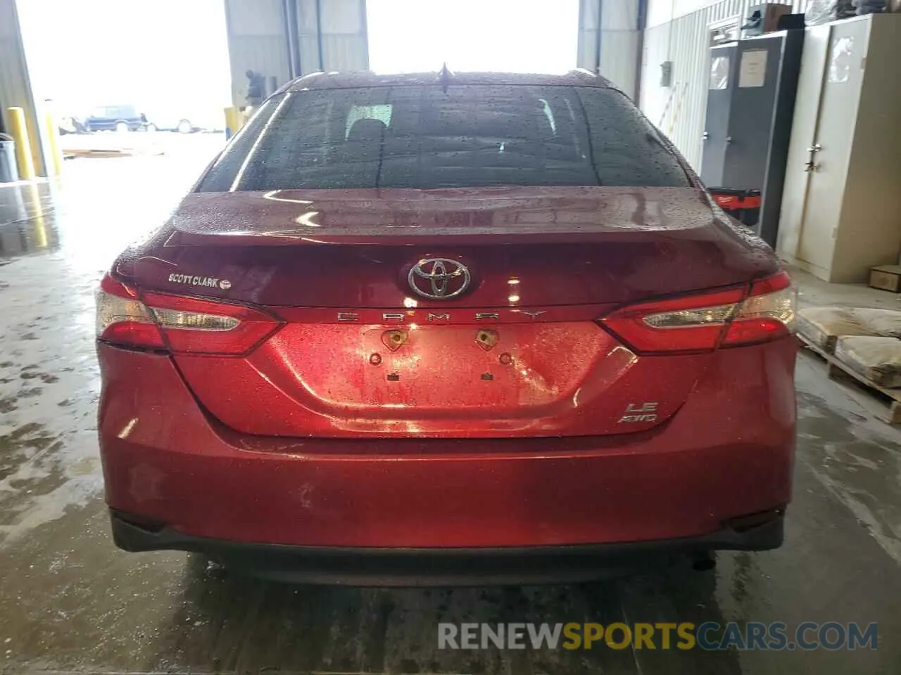 6 fotografías del automóvil dañado 4T1L11BK2LU002873 TOYOTA CAMRY 2020