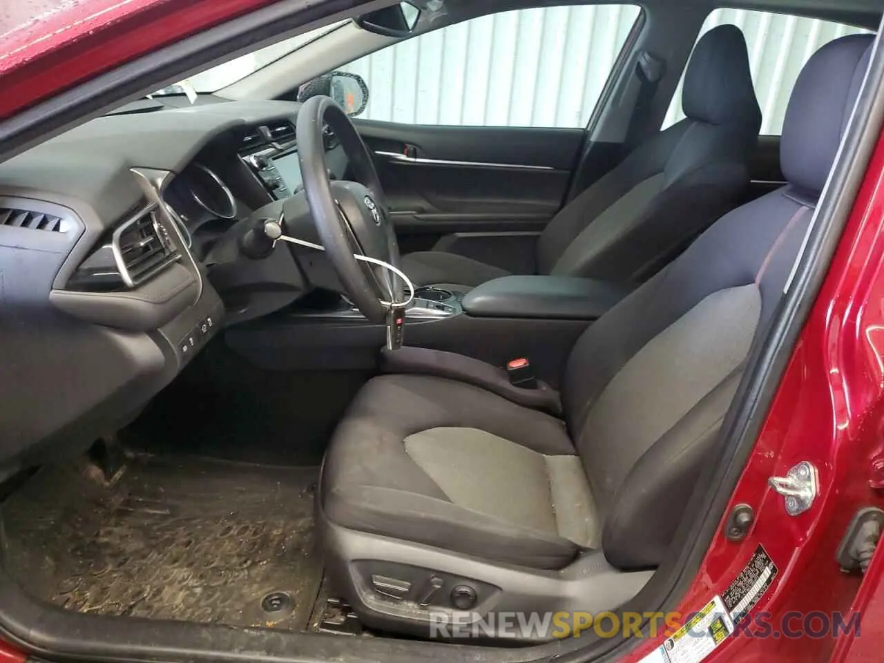 7 fotografías del automóvil dañado 4T1L11BK2LU002873 TOYOTA CAMRY 2020
