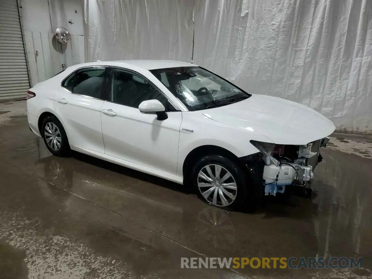 4 fotografías del automóvil dañado 4T1L31AK1LU016033 TOYOTA CAMRY 2020