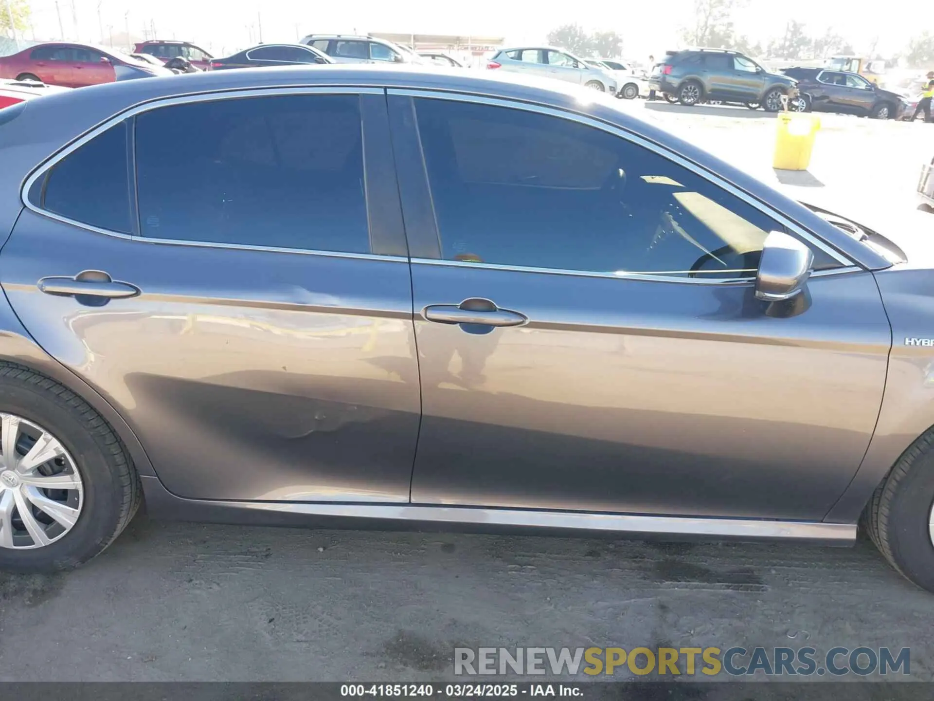 14 fotografías del automóvil dañado 4T1L31AK1LU518444 TOYOTA CAMRY 2020