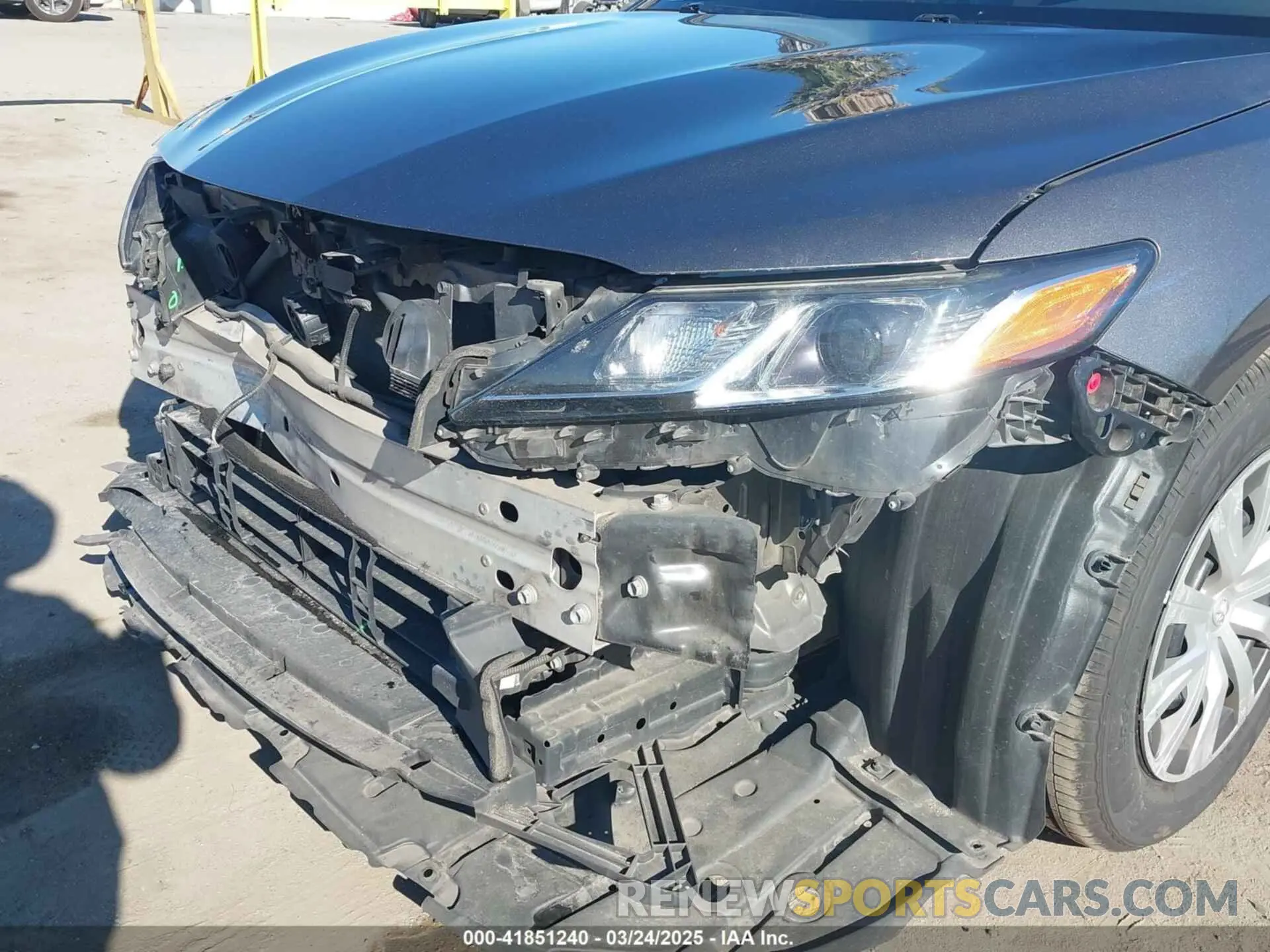6 fotografías del automóvil dañado 4T1L31AK1LU518444 TOYOTA CAMRY 2020