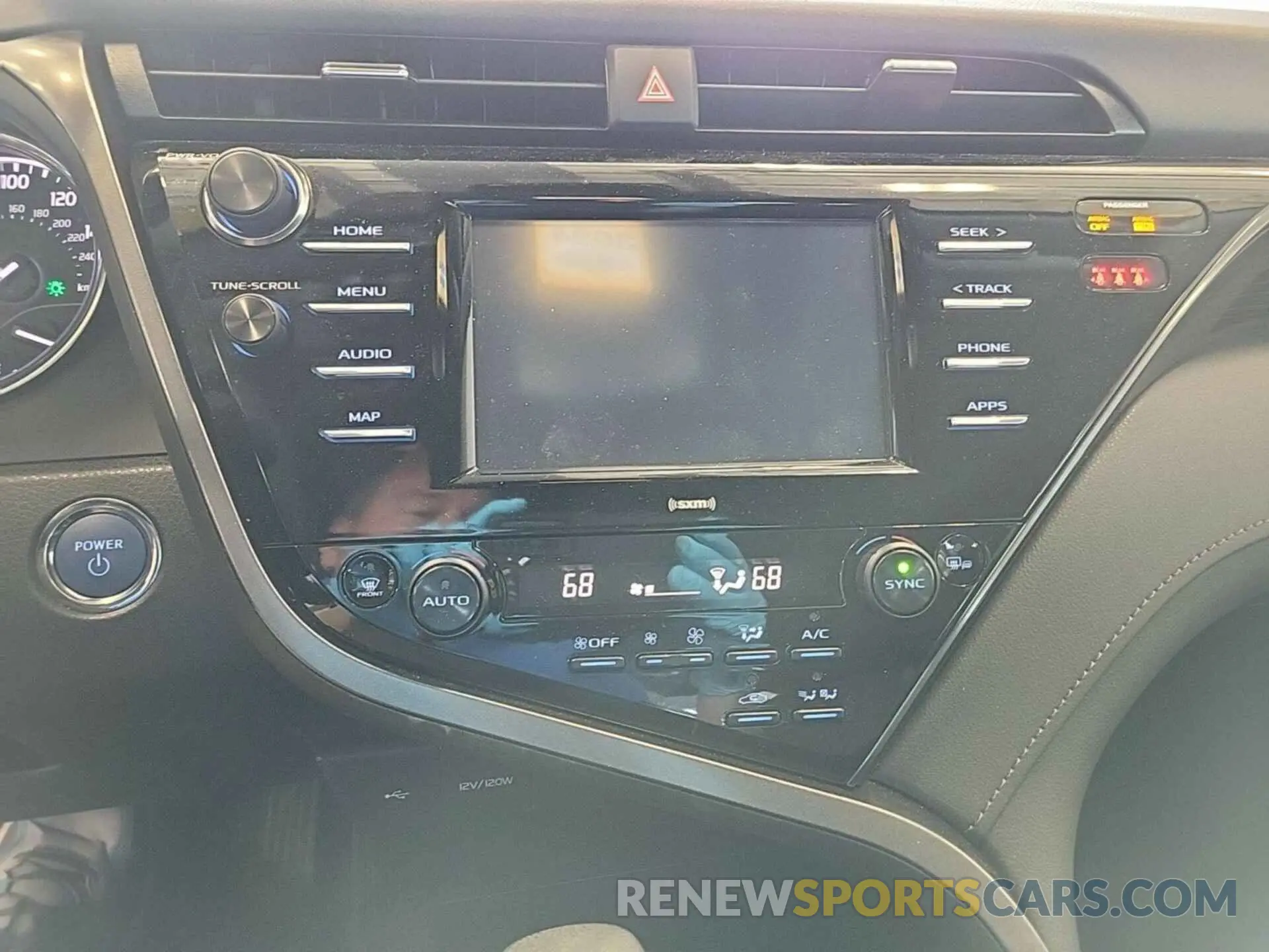 8 fotografías del automóvil dañado 4T1L31AK2LU014727 TOYOTA CAMRY 2020