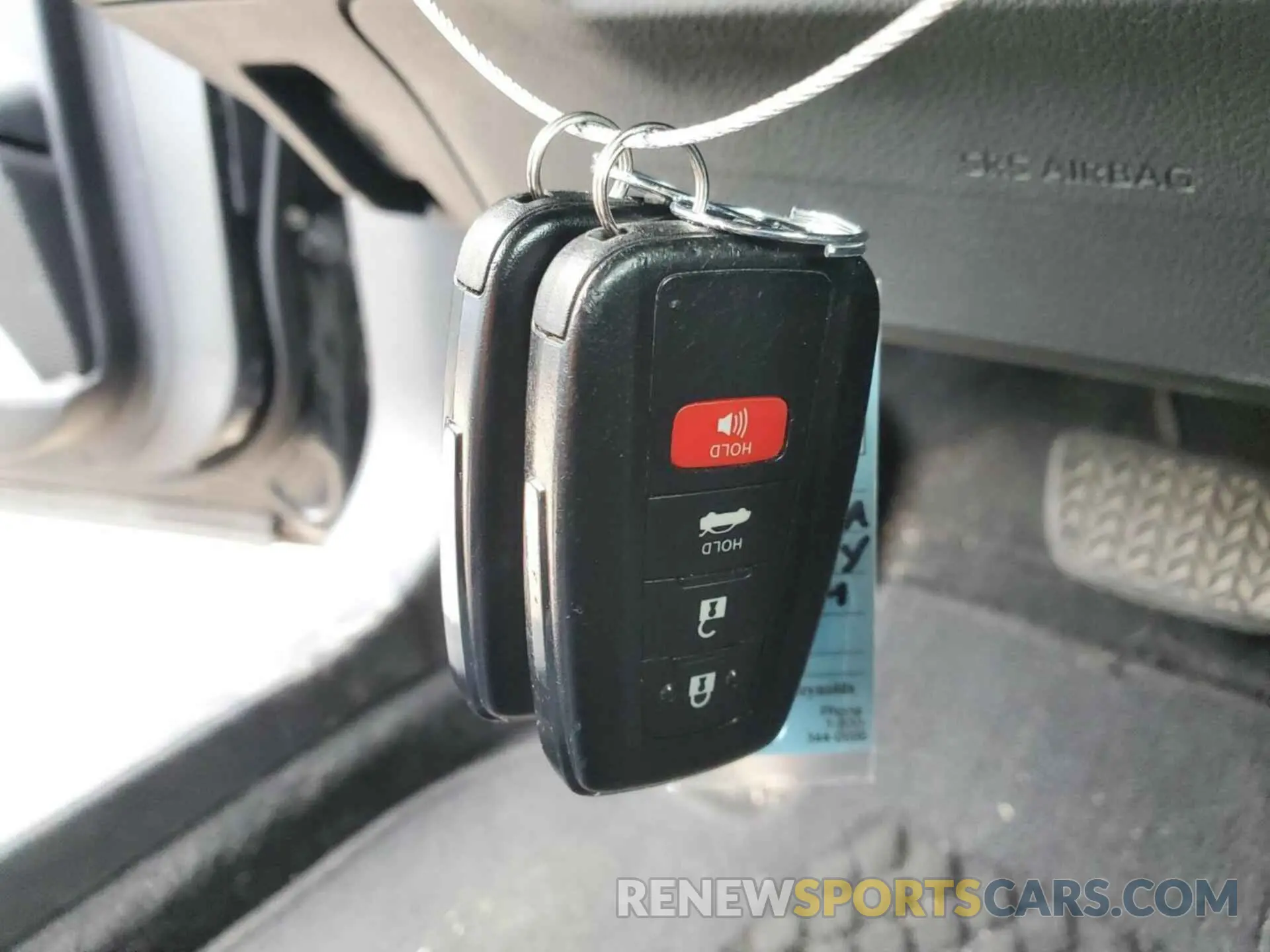 21 fotografías del automóvil dañado 4T1L31AK2LU536614 TOYOTA CAMRY 2020