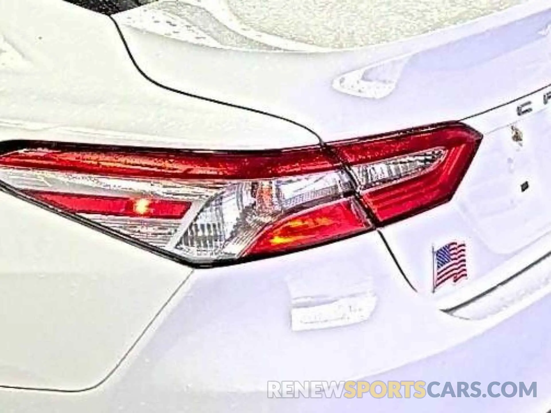 10 fotografías del automóvil dañado 4T1L31AK4LU014938 TOYOTA CAMRY 2020