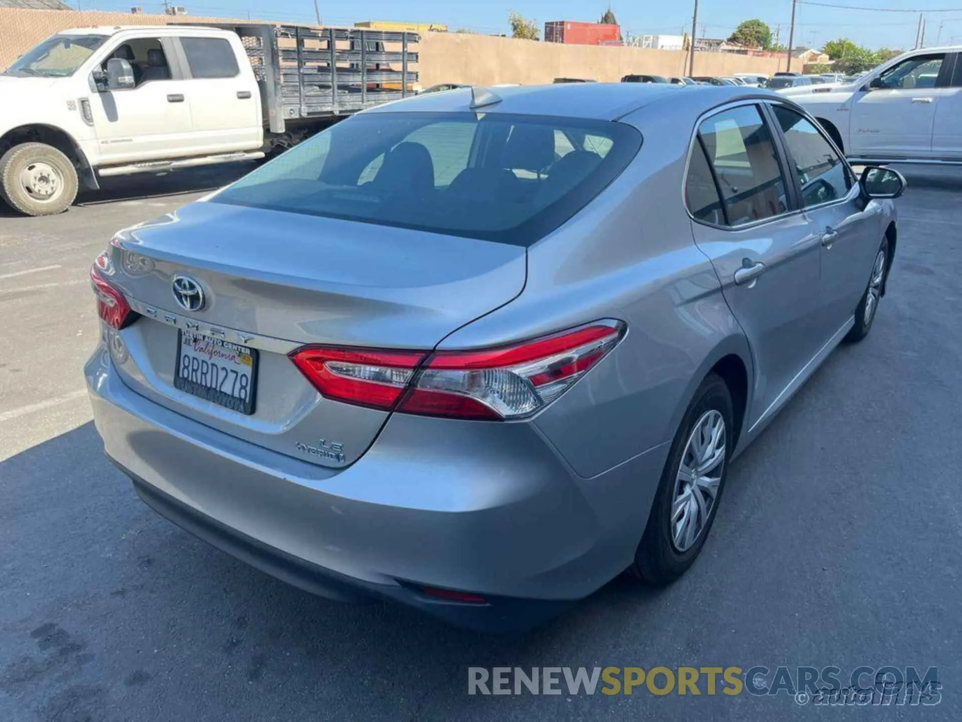 1 fotografías del automóvil dañado 4T1L31AK4LU015085 TOYOTA CAMRY 2020