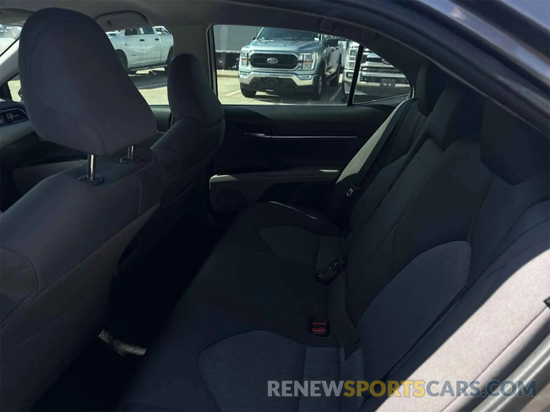 11 fotografías del automóvil dañado 4T1L31AK6LU015072 TOYOTA CAMRY 2020