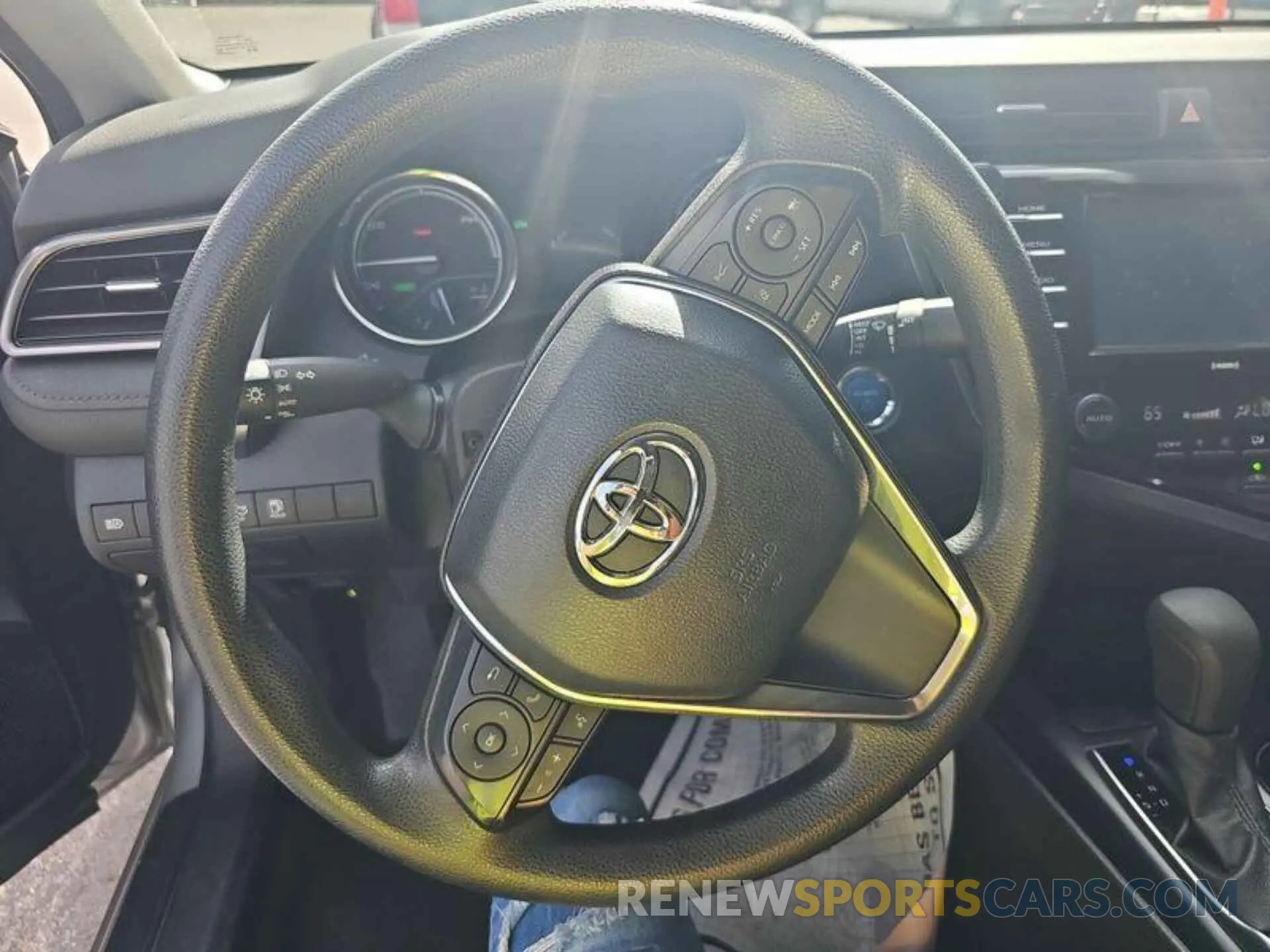 8 fotografías del automóvil dañado 4T1L31AK6LU015637 TOYOTA CAMRY 2020