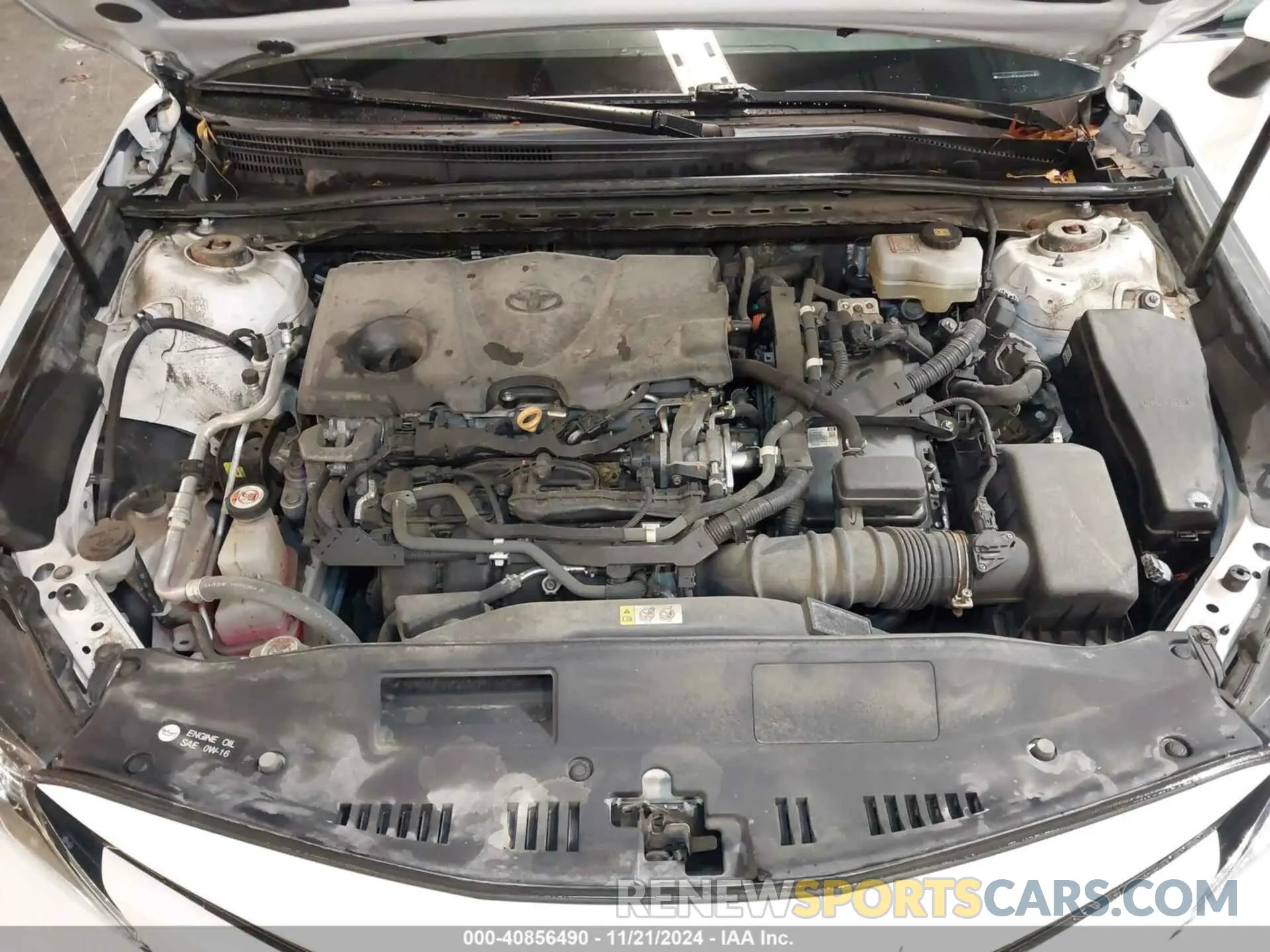 10 fotografías del automóvil dañado 4T1L31AK6LU524014 TOYOTA CAMRY 2020