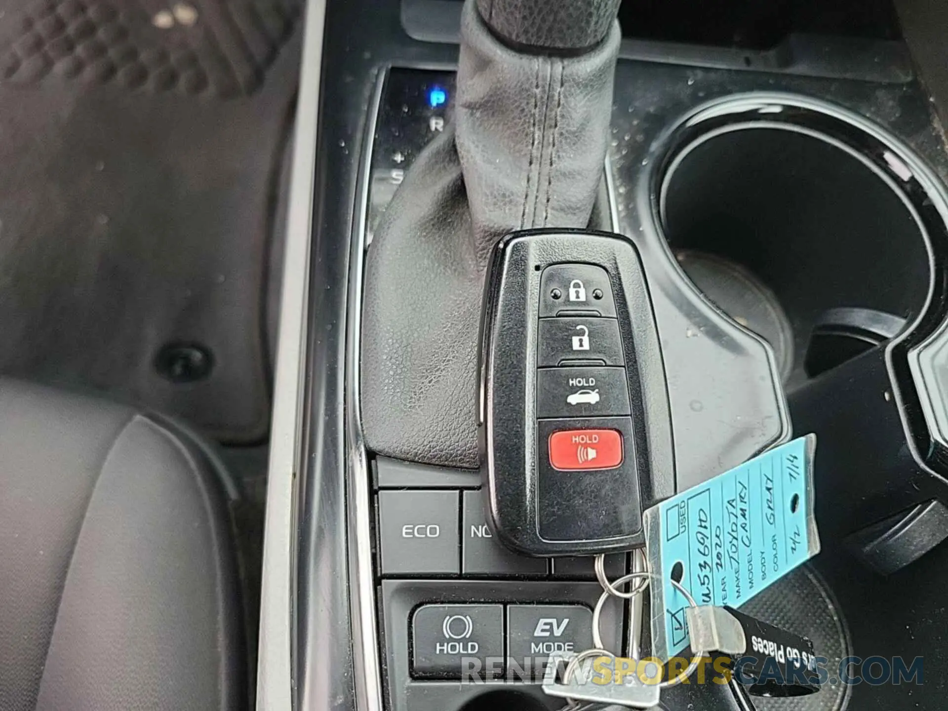 13 fotografías del automóvil dañado 4T1L31AK6LU536910 TOYOTA CAMRY 2020