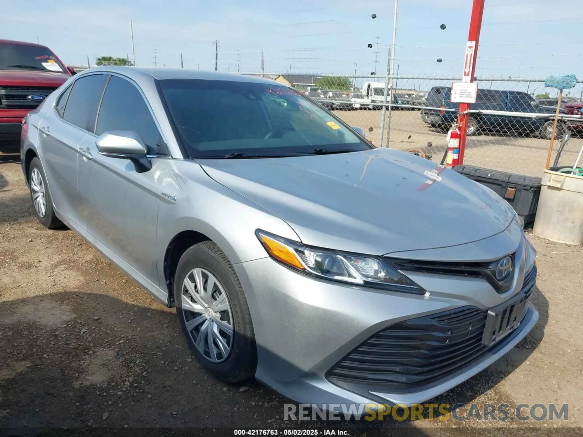 1 fotografías del automóvil dañado 4T1L31AK8LU015252 TOYOTA CAMRY 2020