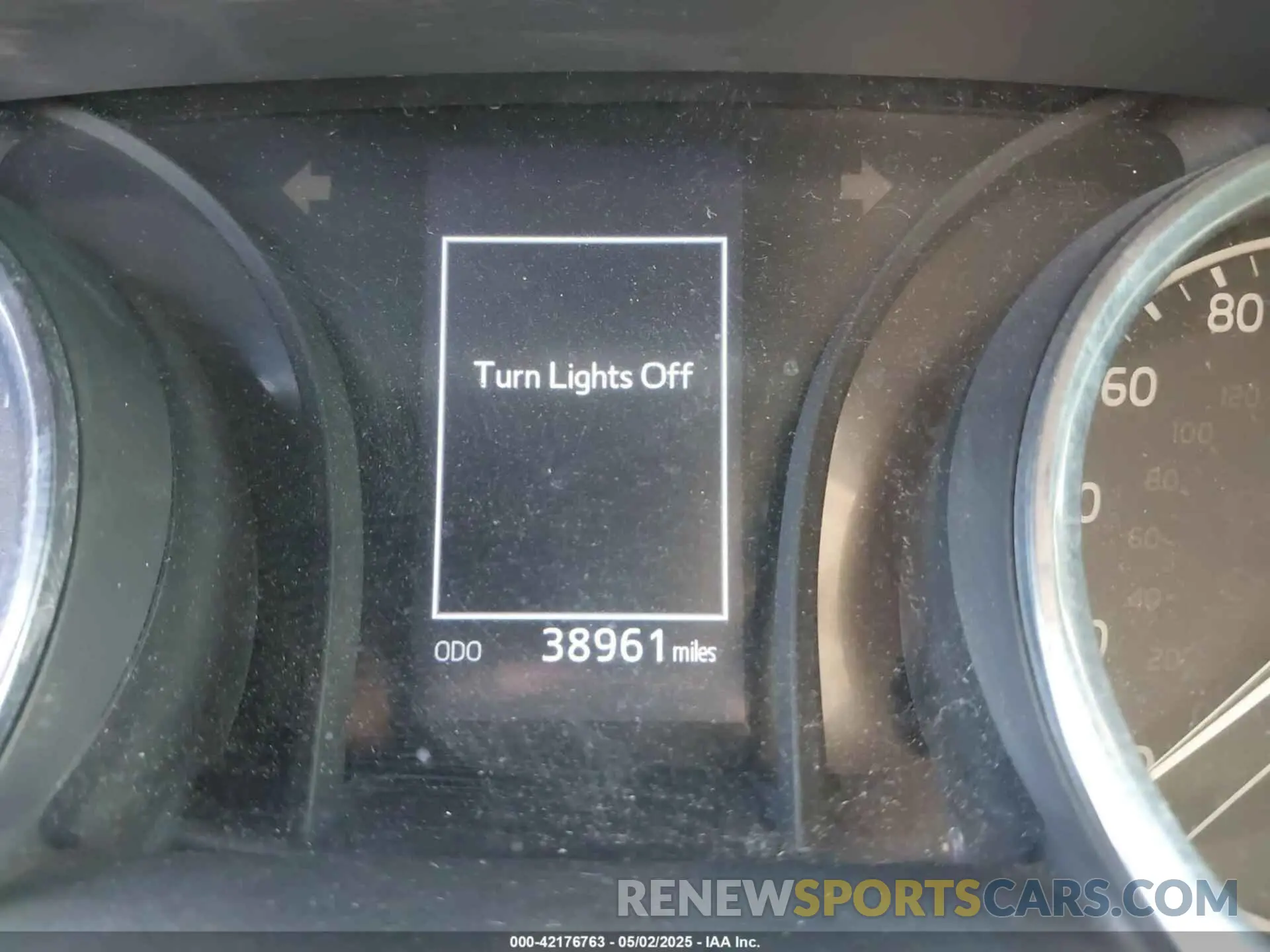 7 fotografías del automóvil dañado 4T1L31AK8LU015252 TOYOTA CAMRY 2020