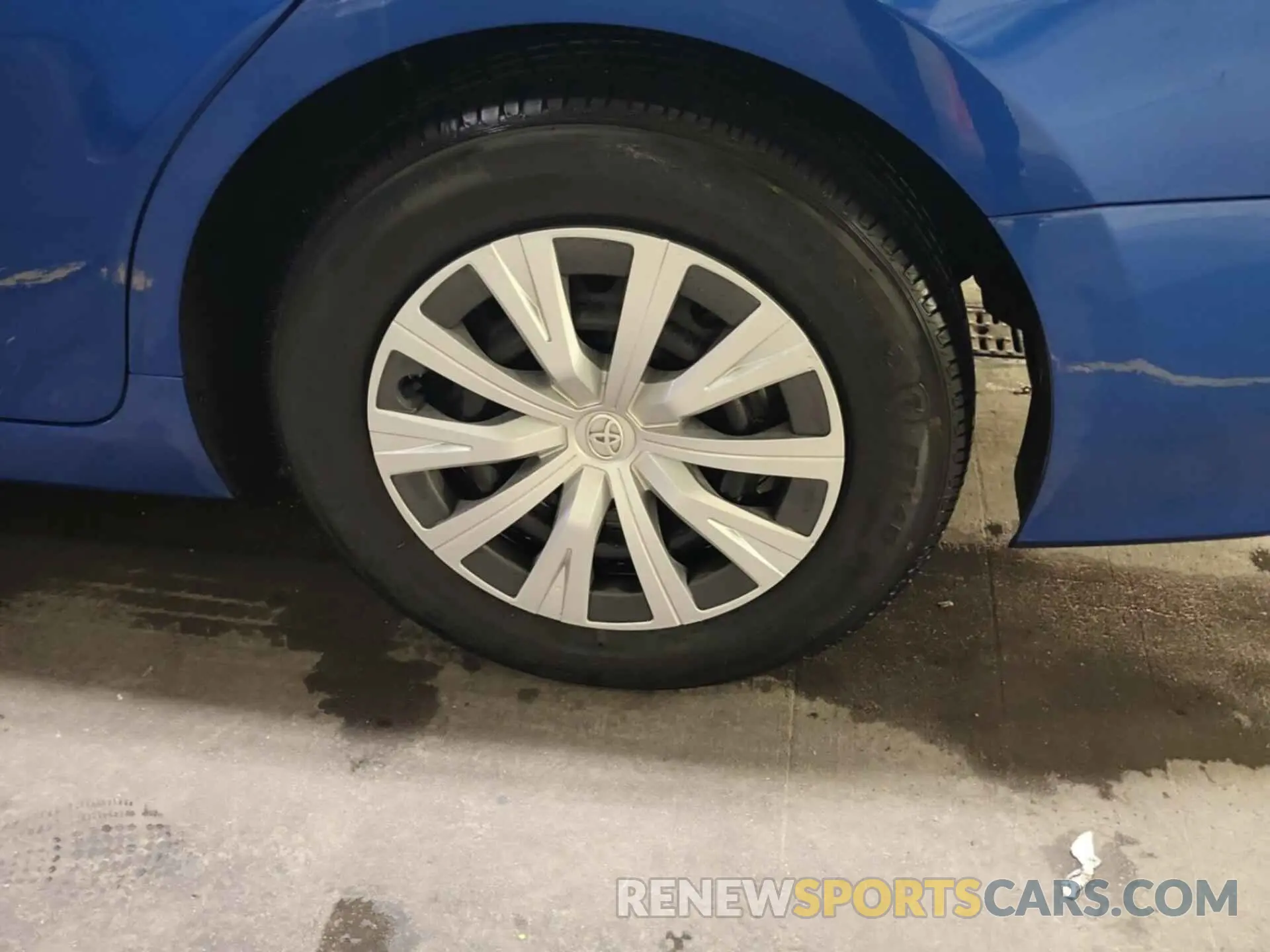 10 fotografías del automóvil dañado 4T1L31AK9LU014935 TOYOTA CAMRY 2020