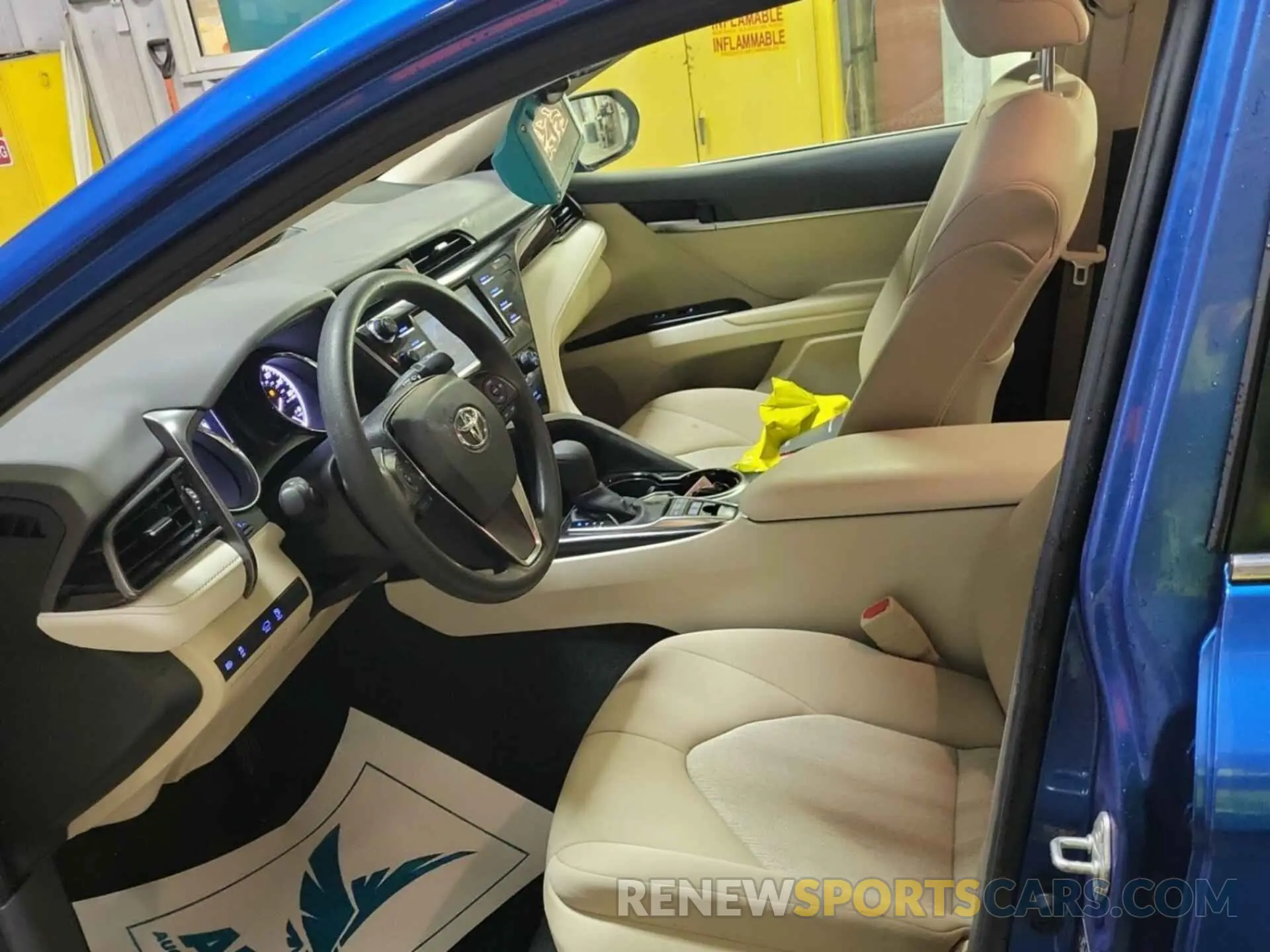 13 fotografías del automóvil dañado 4T1L31AK9LU014935 TOYOTA CAMRY 2020