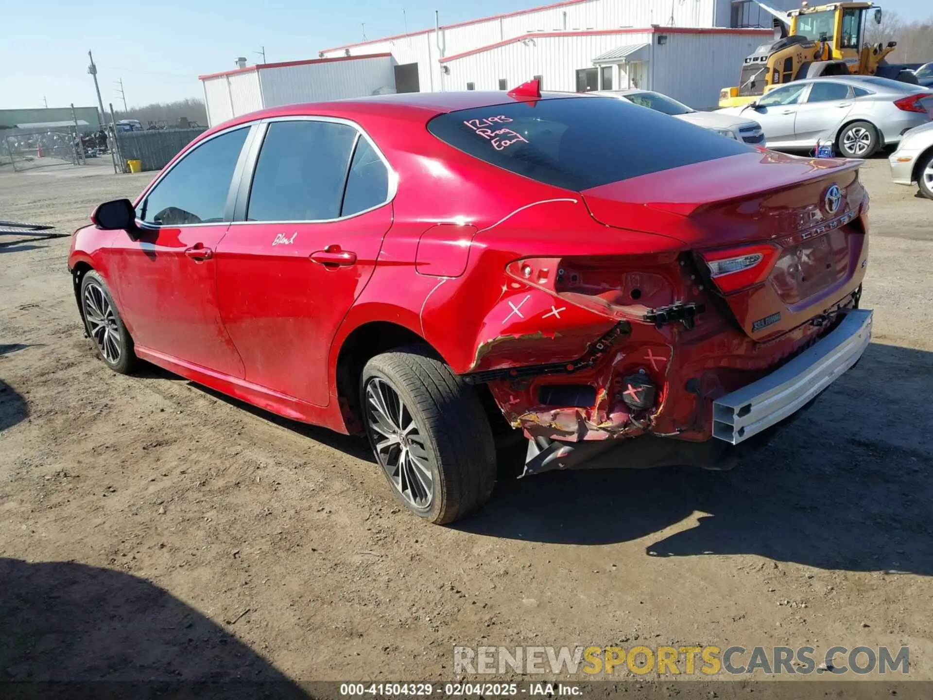 3 fotografías del automóvil dañado 4T1M11AK0LU335871 TOYOTA CAMRY 2020