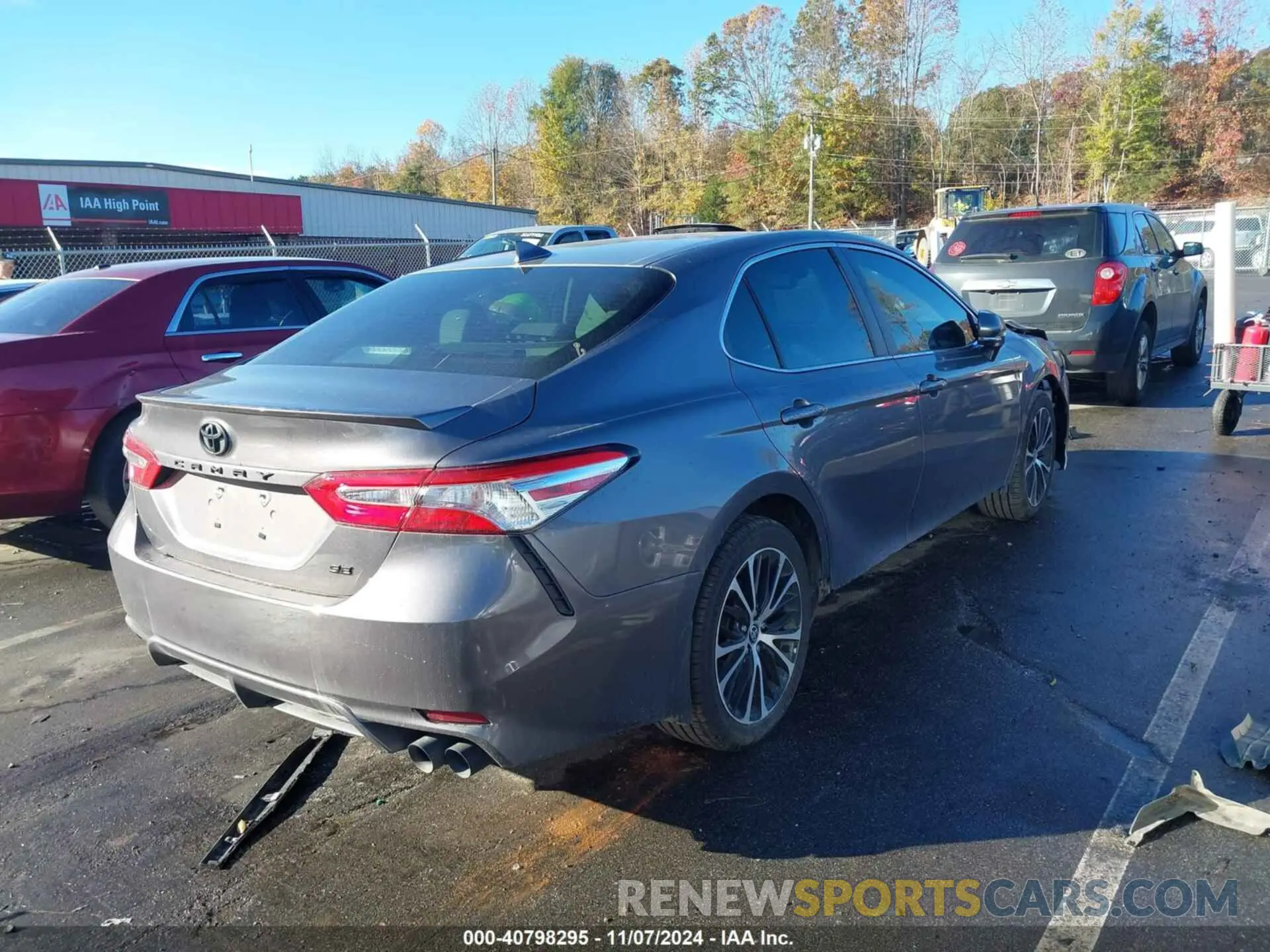 4 fotografías del automóvil dañado 4T1M11AK0LU951389 TOYOTA CAMRY 2020