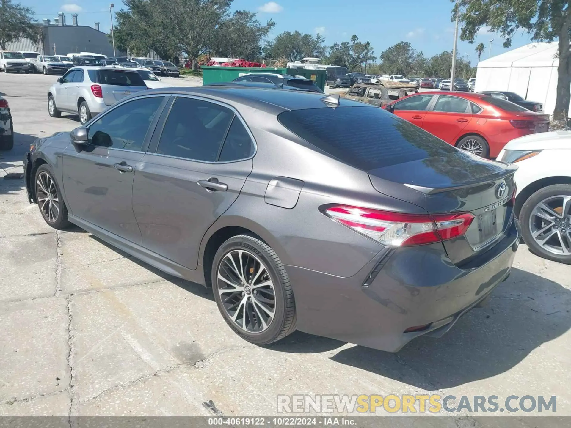 3 fotografías del automóvil dañado 4T1M11AK1LU318531 TOYOTA CAMRY 2020