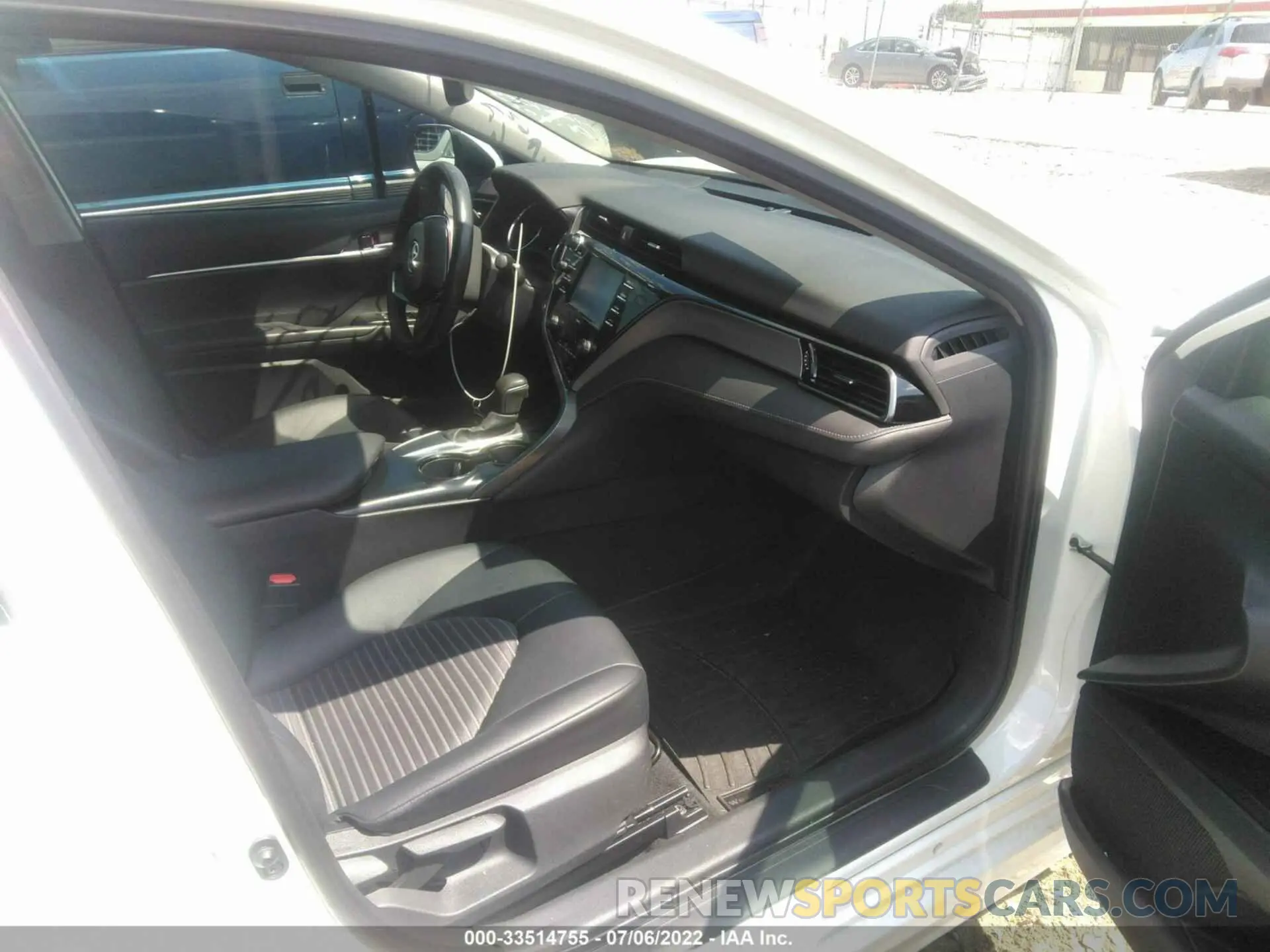 5 fotografías del automóvil dañado 4T1M11AK1LU961770 TOYOTA CAMRY 2020