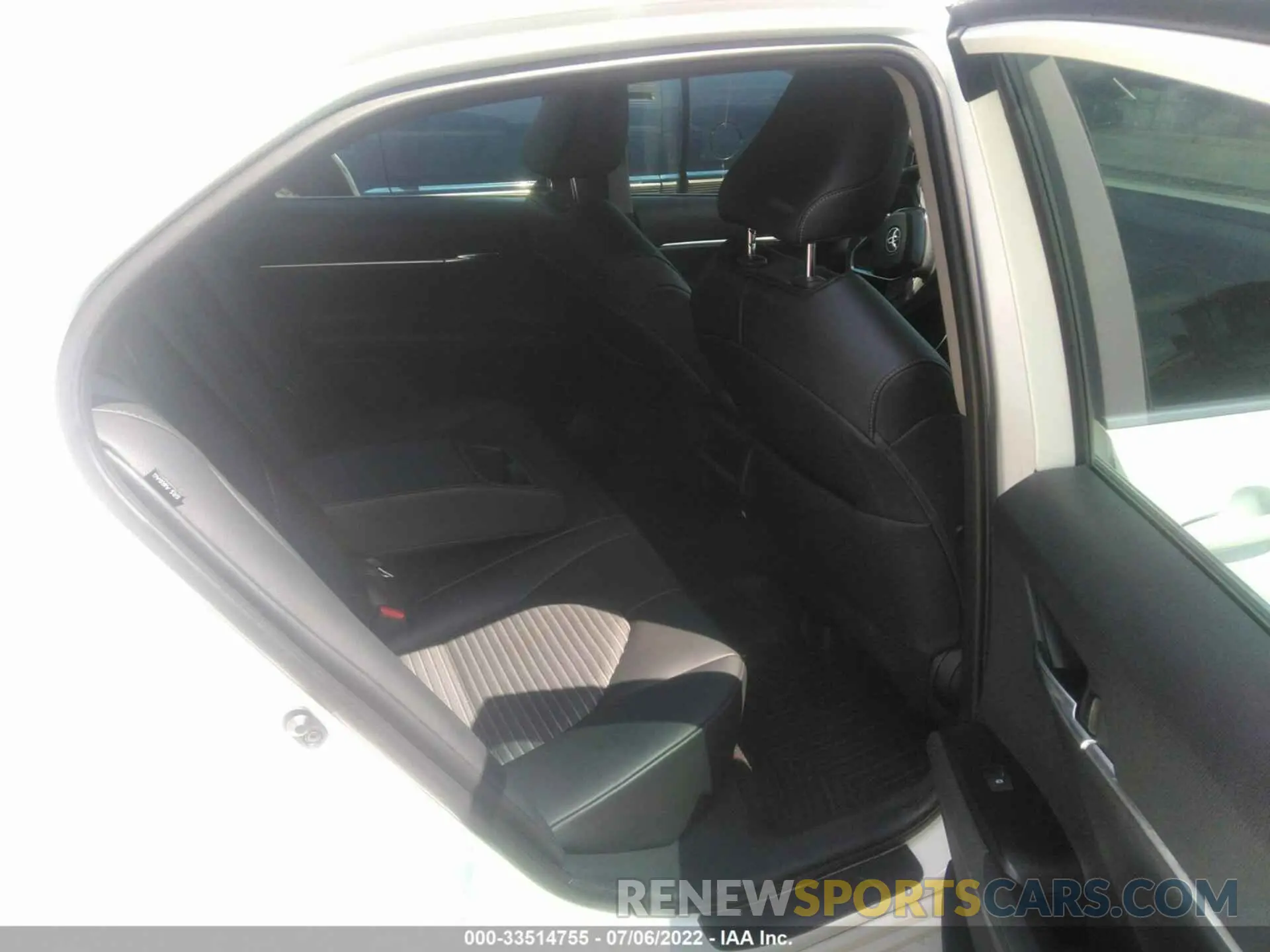 8 fotografías del automóvil dañado 4T1M11AK1LU961770 TOYOTA CAMRY 2020