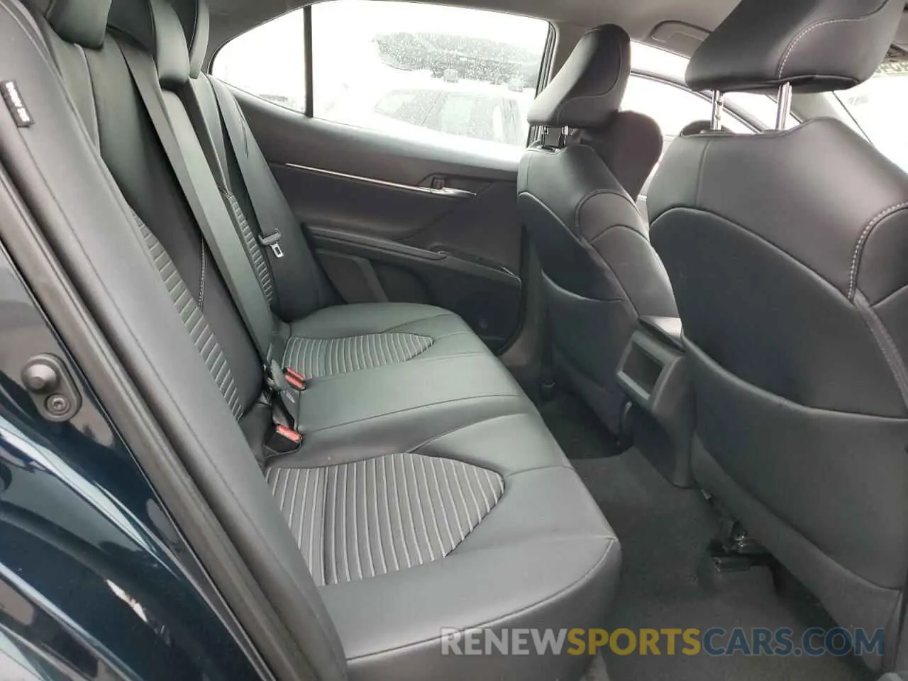 10 fotografías del automóvil dañado 4T1M11AK2LU862598 TOYOTA CAMRY 2020