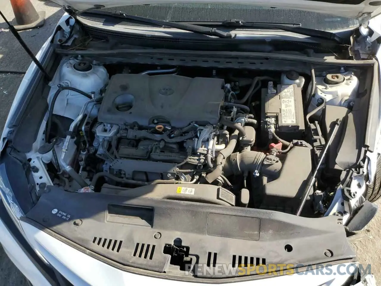 11 fotografías del automóvil dañado 4T1M11AK2LU961759 TOYOTA CAMRY 2020