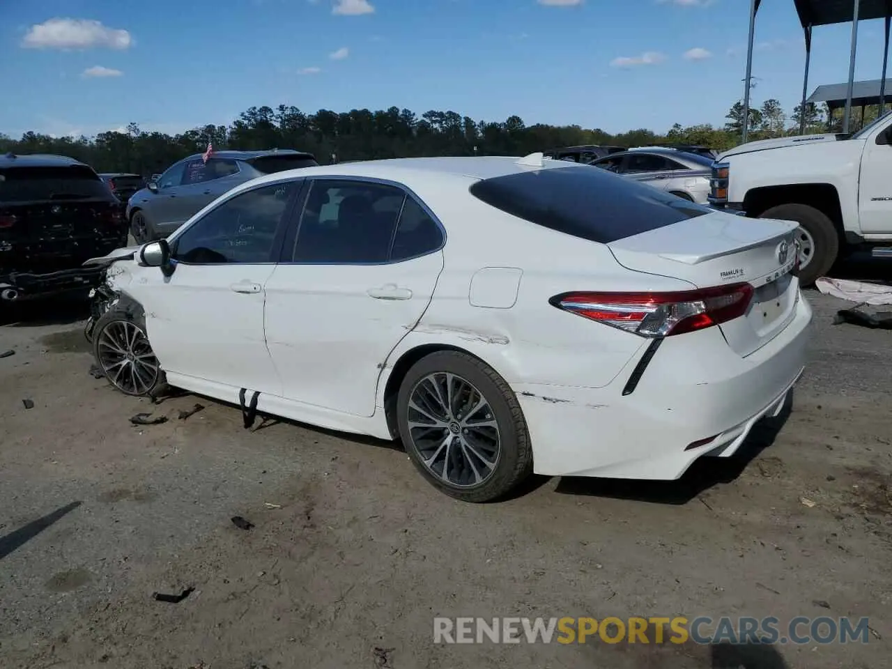 2 fotografías del automóvil dañado 4T1M11AK2LU961759 TOYOTA CAMRY 2020