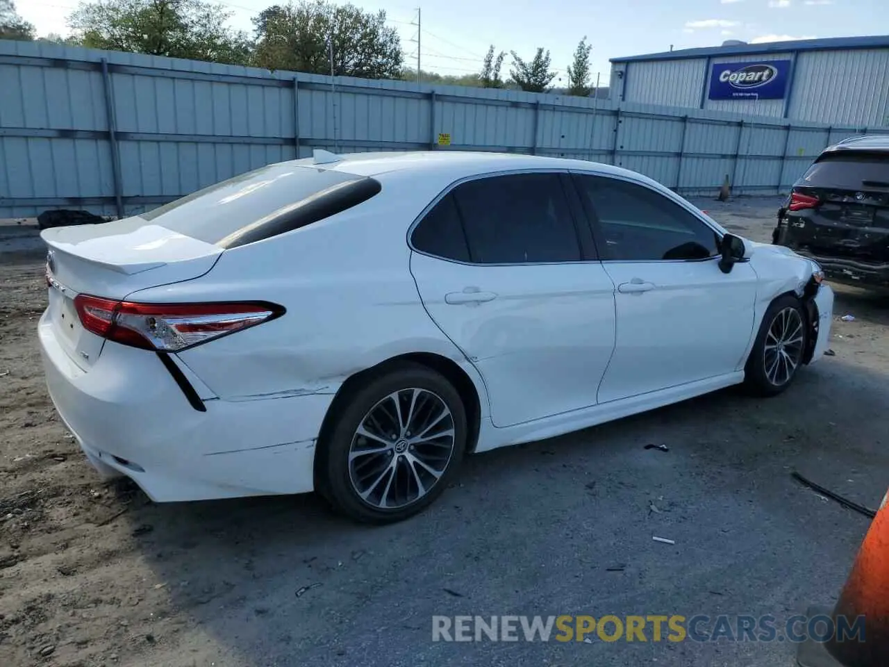 3 fotografías del automóvil dañado 4T1M11AK2LU961759 TOYOTA CAMRY 2020