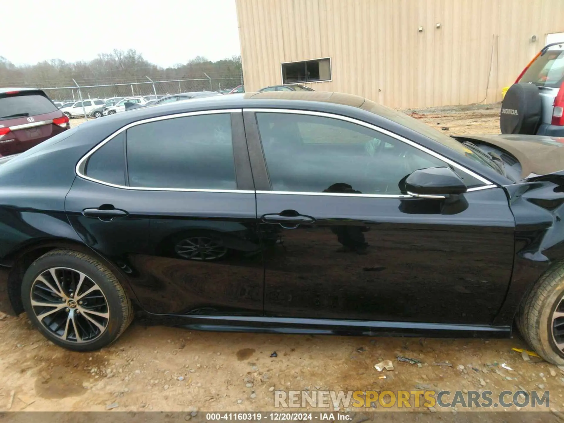 14 fotografías del automóvil dañado 4T1M11AK3LU511179 TOYOTA CAMRY 2020