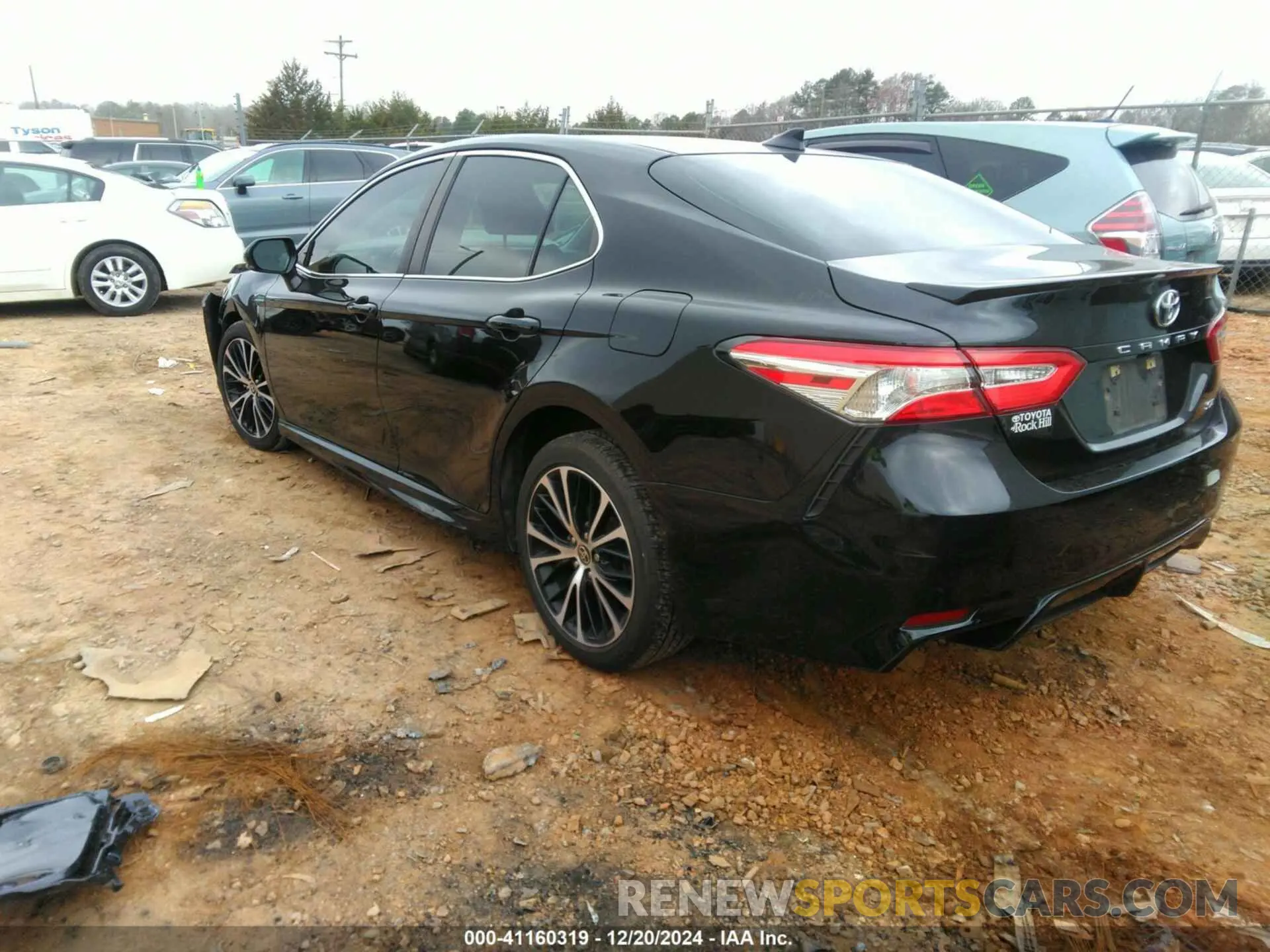 3 fotografías del automóvil dañado 4T1M11AK3LU511179 TOYOTA CAMRY 2020