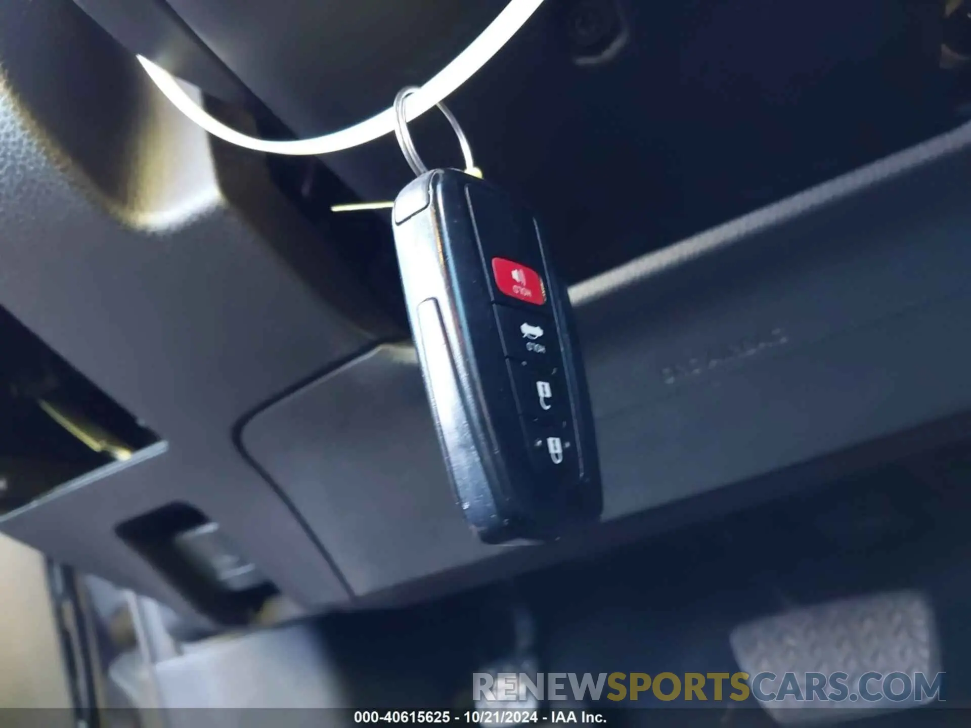 11 fotografías del automóvil dañado 4T1M11AK3LU872931 TOYOTA CAMRY 2020