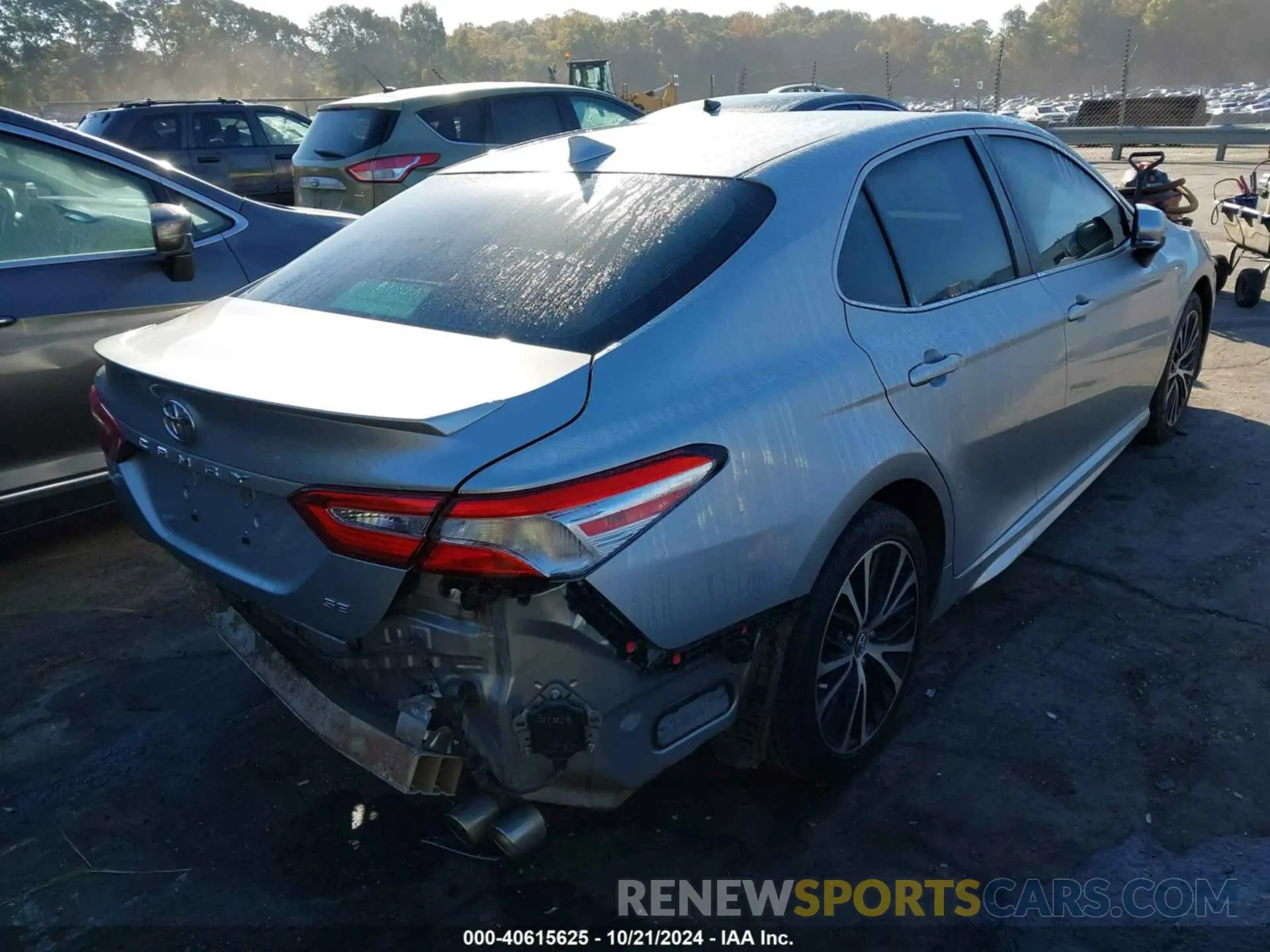 4 fotografías del automóvil dañado 4T1M11AK3LU872931 TOYOTA CAMRY 2020