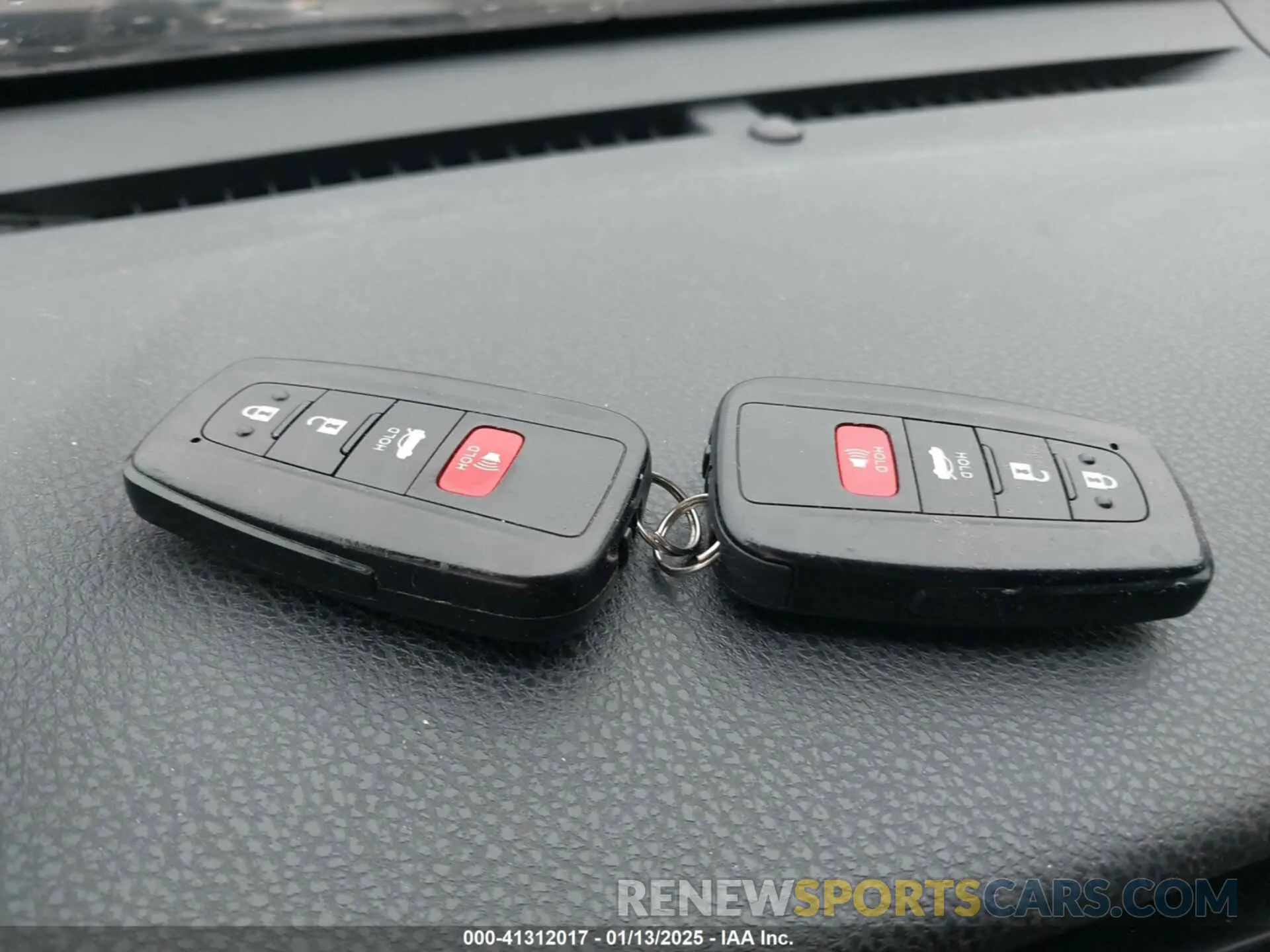 11 fotografías del automóvil dañado 4T1M11AK3LU895500 TOYOTA CAMRY 2020