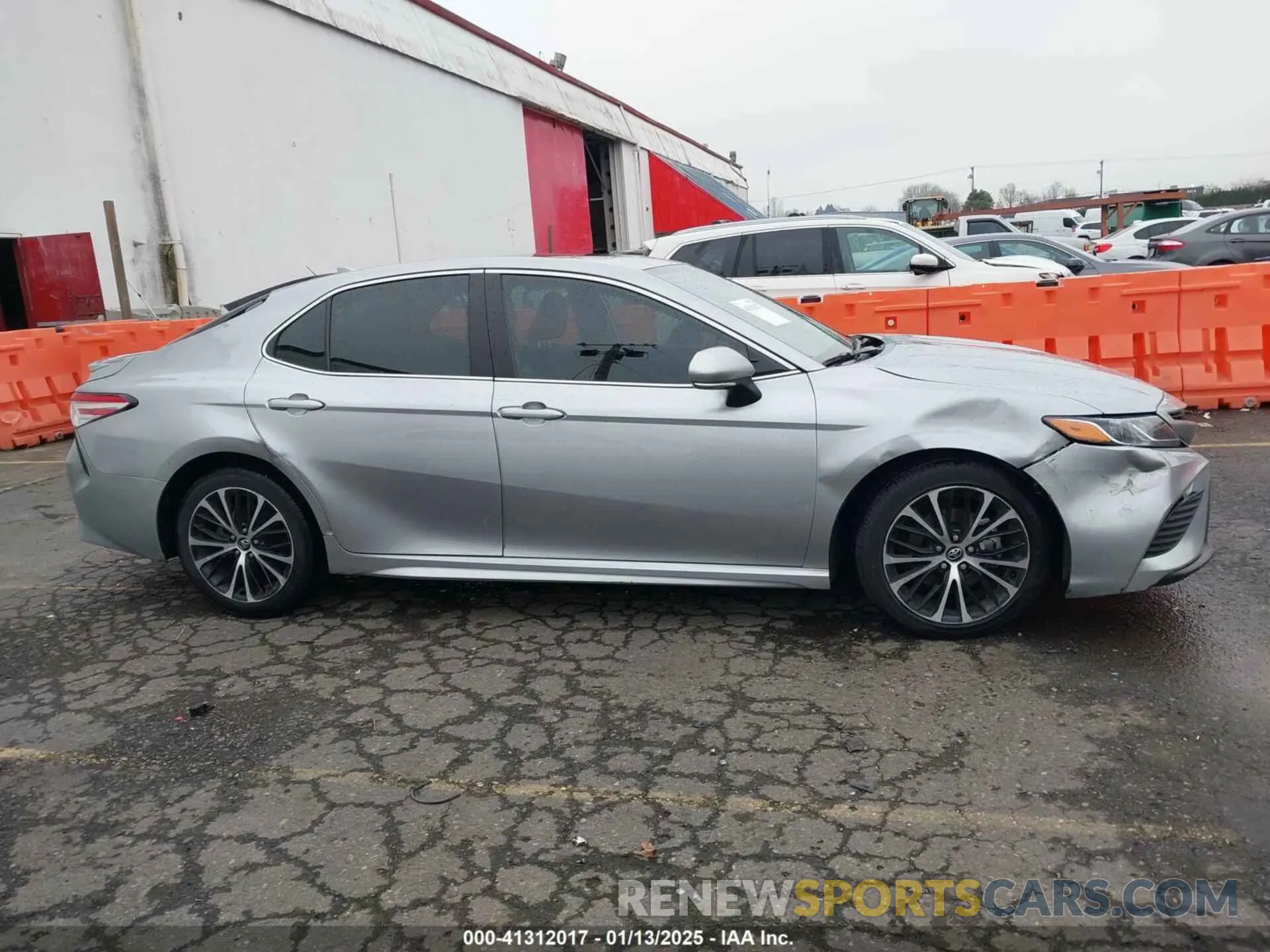 13 fotografías del automóvil dañado 4T1M11AK3LU895500 TOYOTA CAMRY 2020