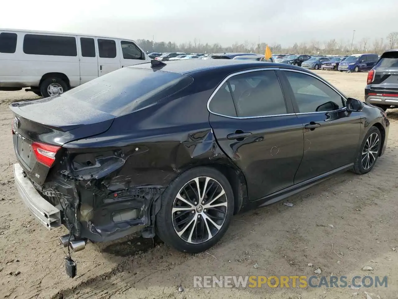 3 fotografías del automóvil dañado 4T1M11AK3LU988985 TOYOTA CAMRY 2020