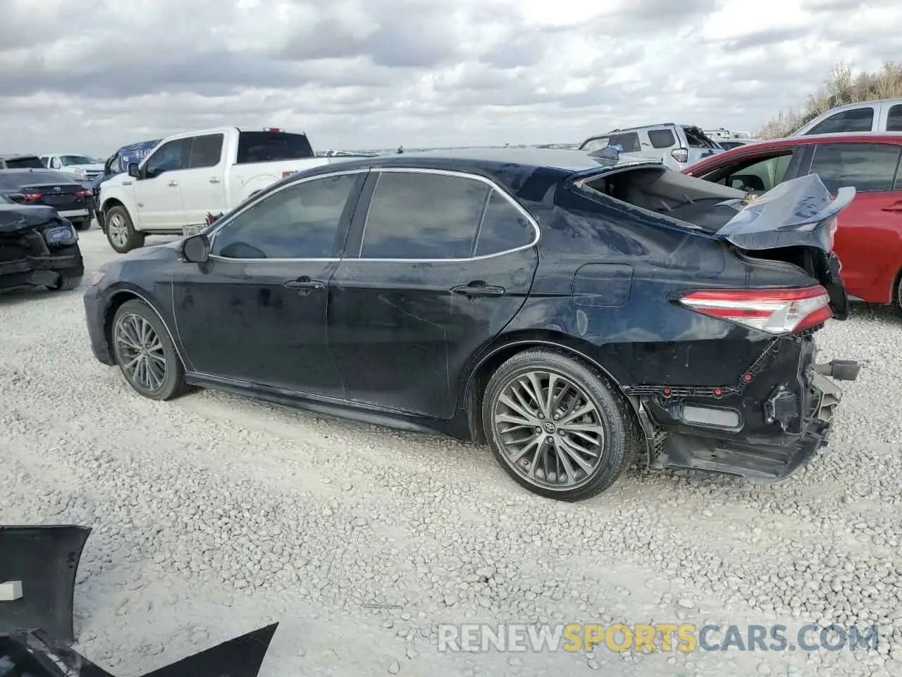 2 fotografías del automóvil dañado 4T1M11AK4LU325067 TOYOTA CAMRY 2020