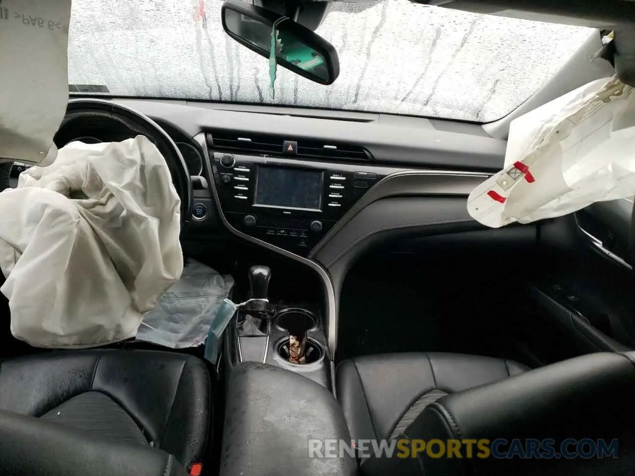 8 fotografías del automóvil dañado 4T1M11AK4LU385950 TOYOTA CAMRY 2020