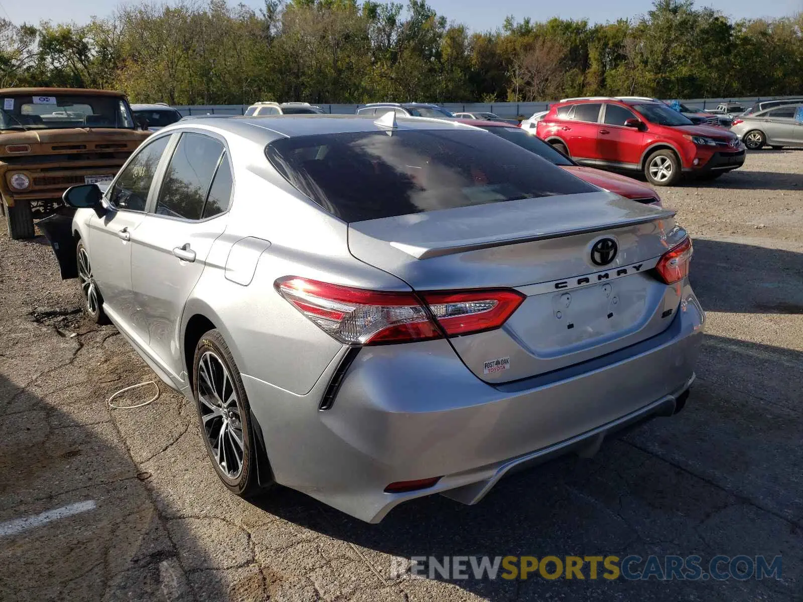 3 fotografías del automóvil dañado 4T1M11AK4LU895635 TOYOTA CAMRY 2020